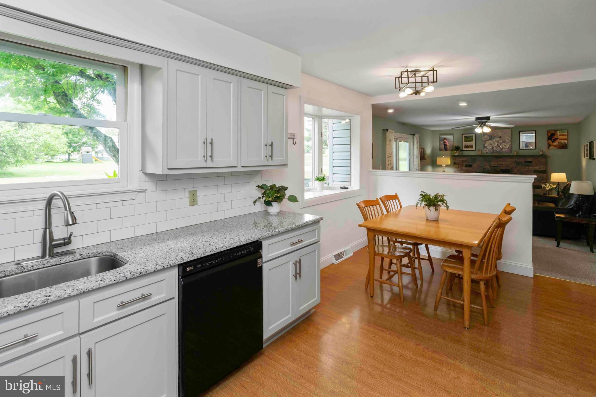 EAGLE MANOR - Residential