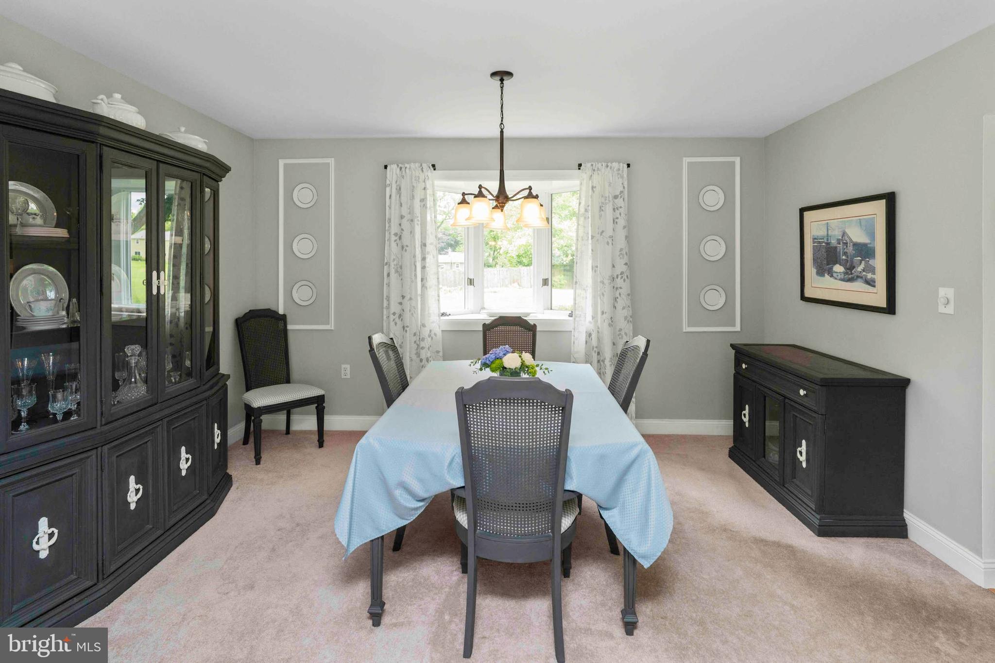 EAGLE MANOR - Residential