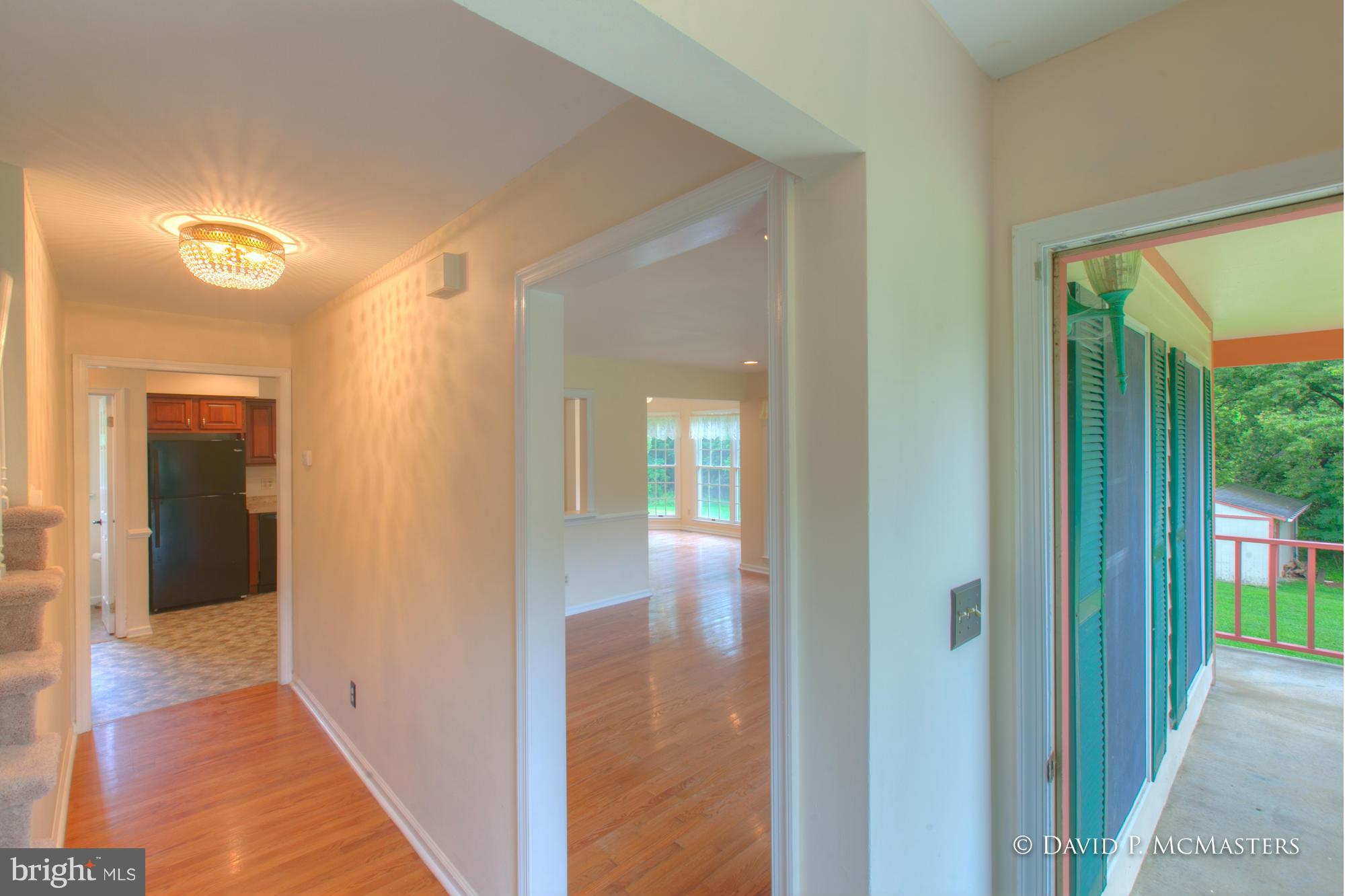 WHITE OAKS - Residential