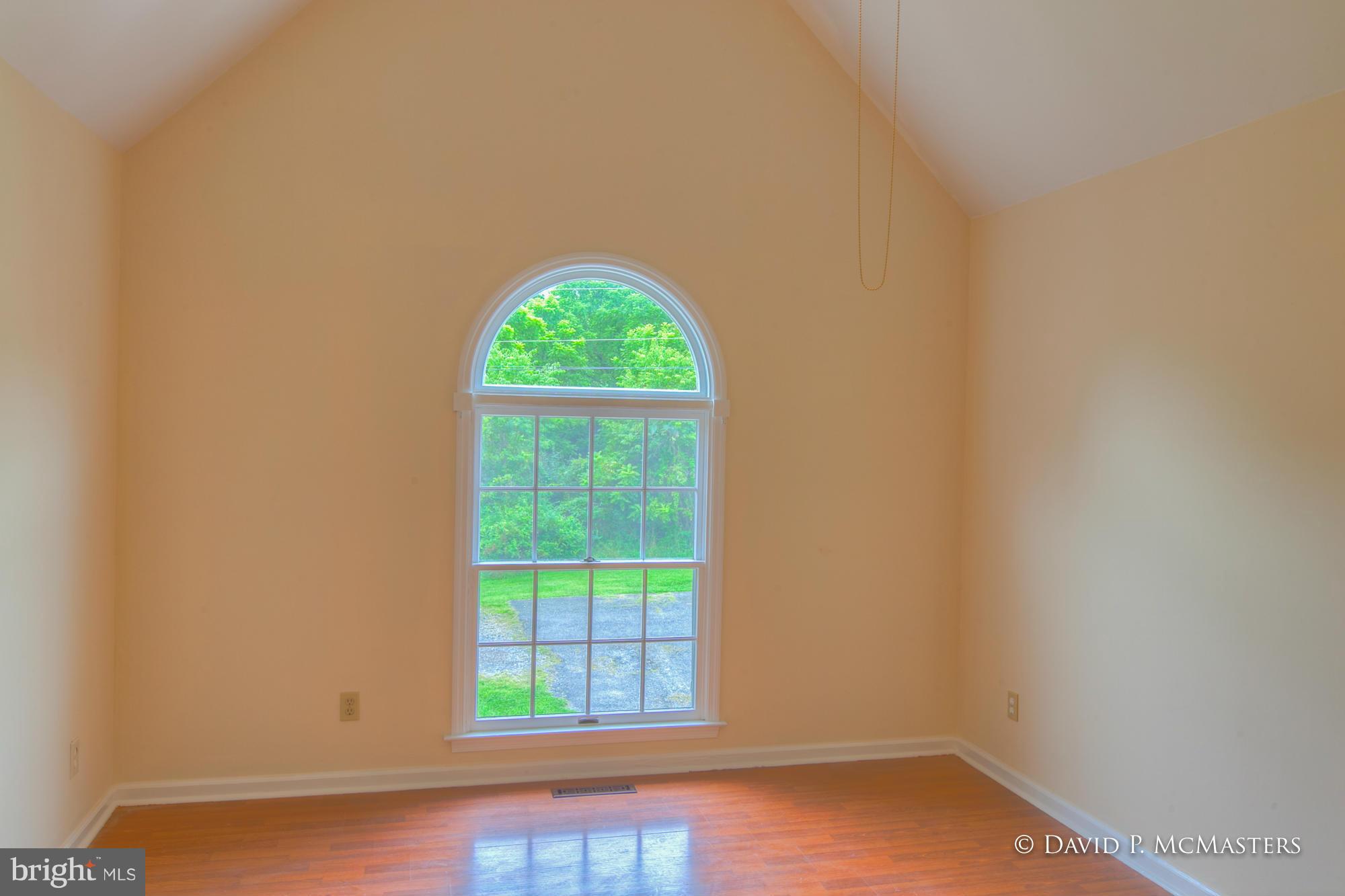 WHITE OAKS - Residential