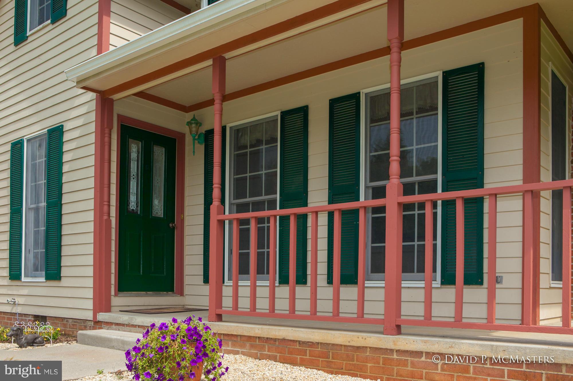 WHITE OAKS - Residential