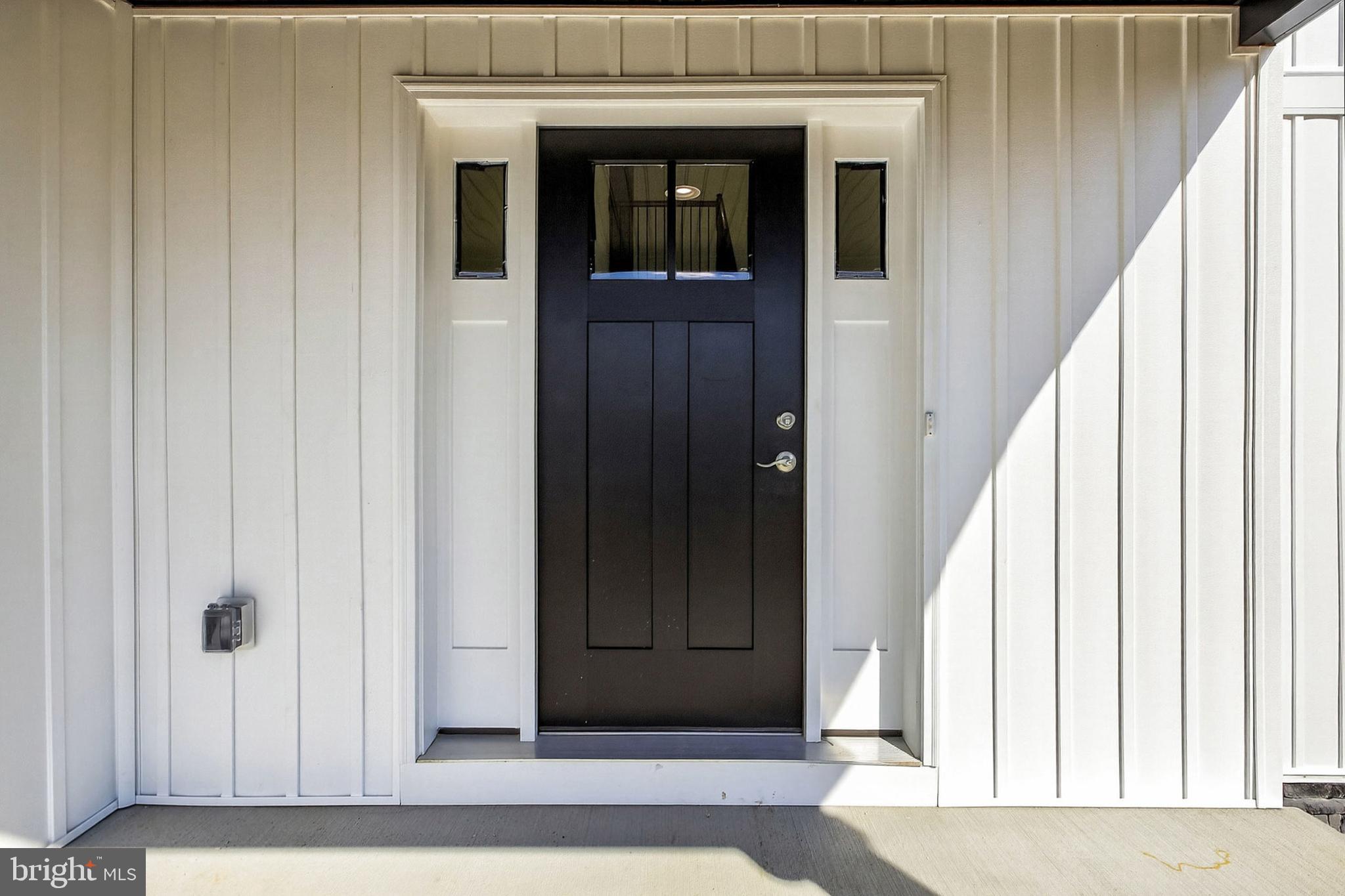 42 GLENOAK COURT