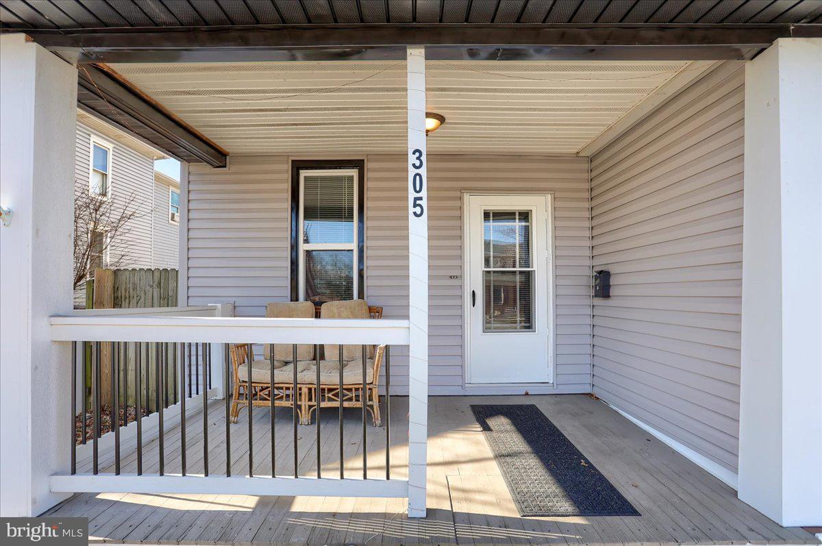 305 WESTMINSTER AVENUE