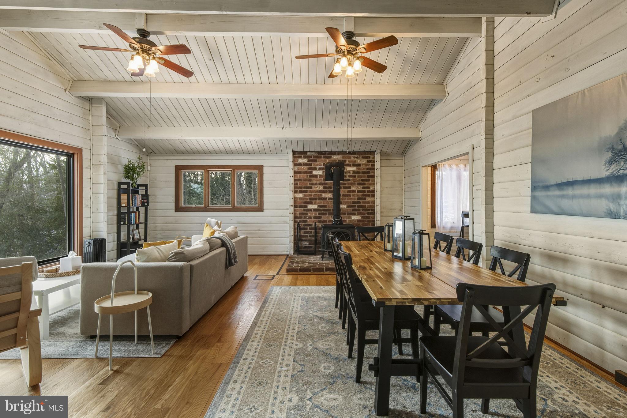 WOODCREST SHORES - Residential