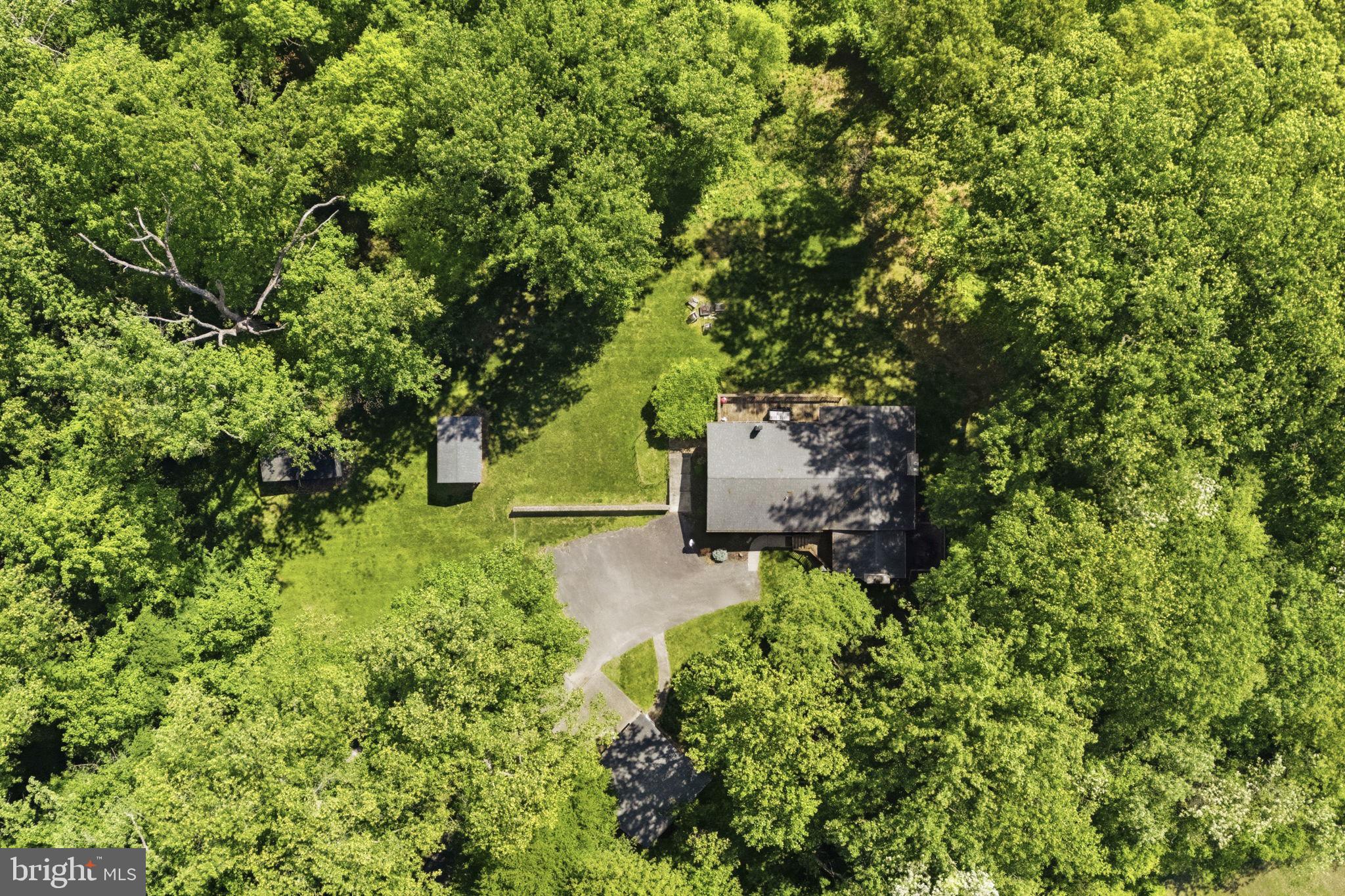 WOODCREST SHORES - Residential