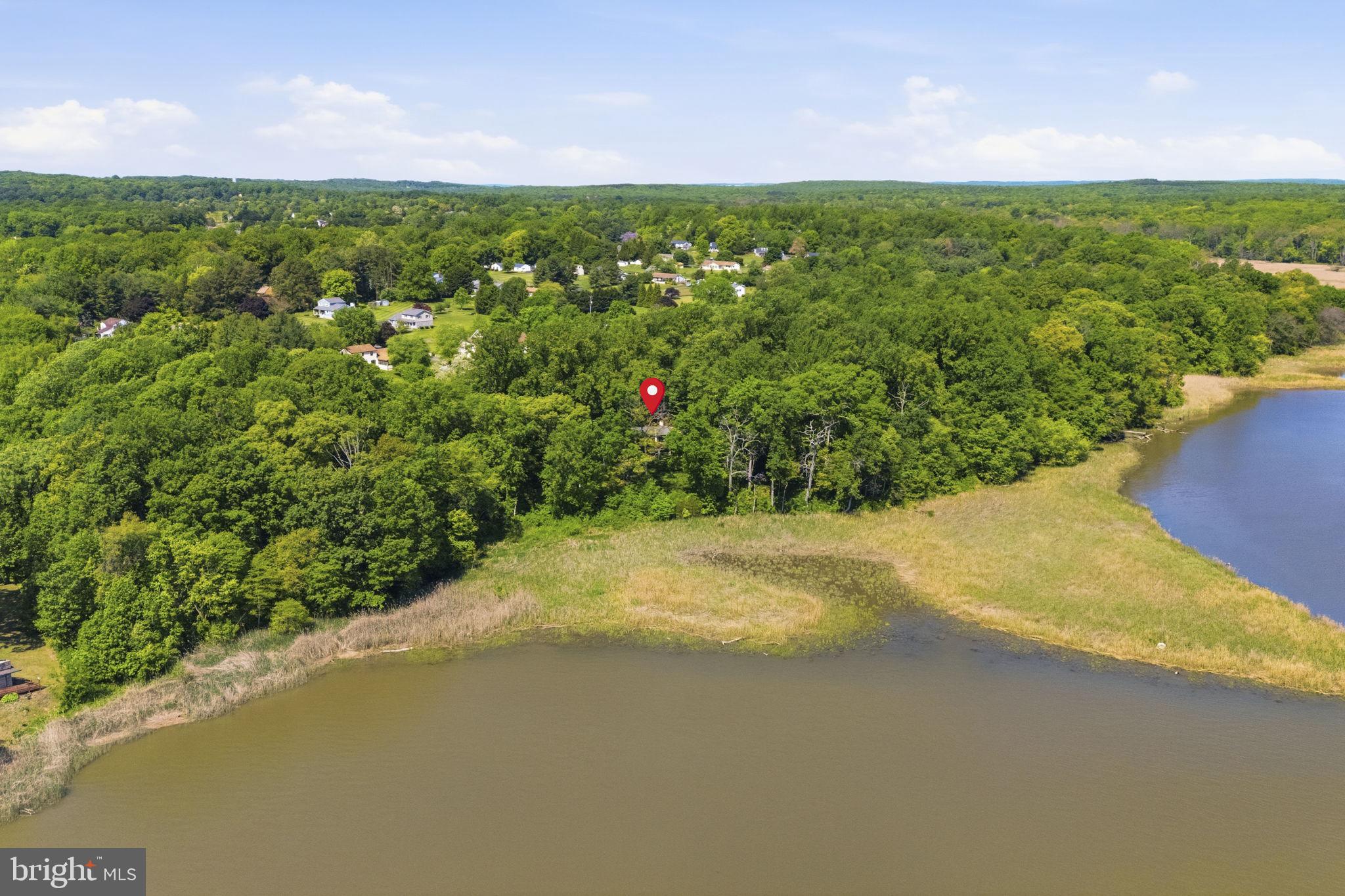 WOODCREST SHORES - Residential