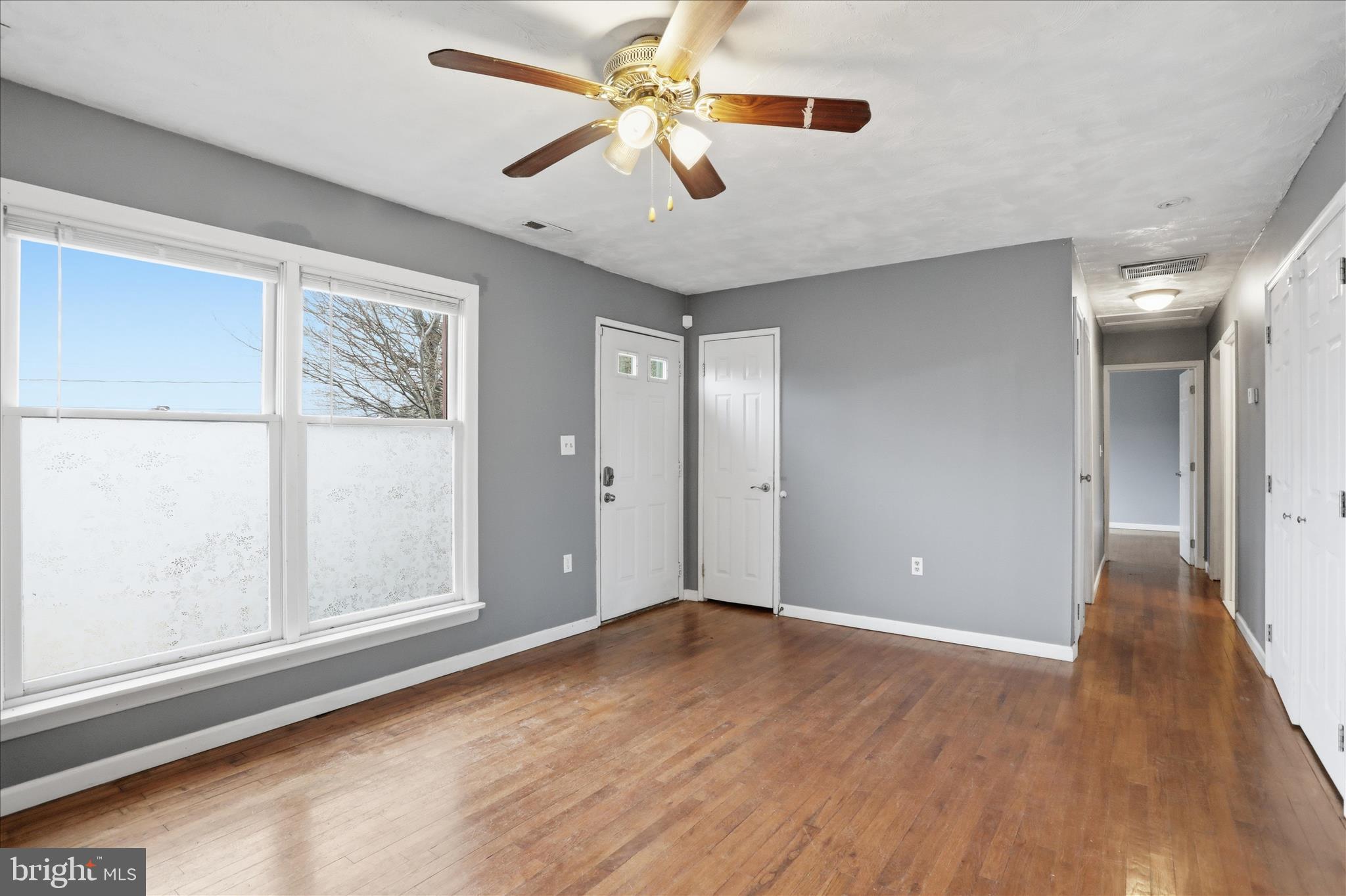 ORCHARD HILLS - Residential Lease