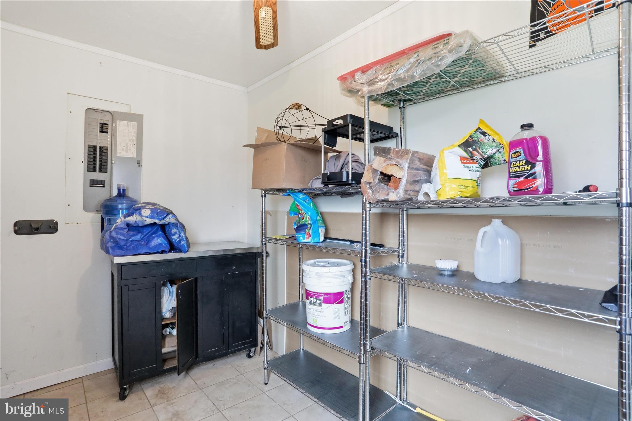 ORCHARD HILLS - Residential Lease