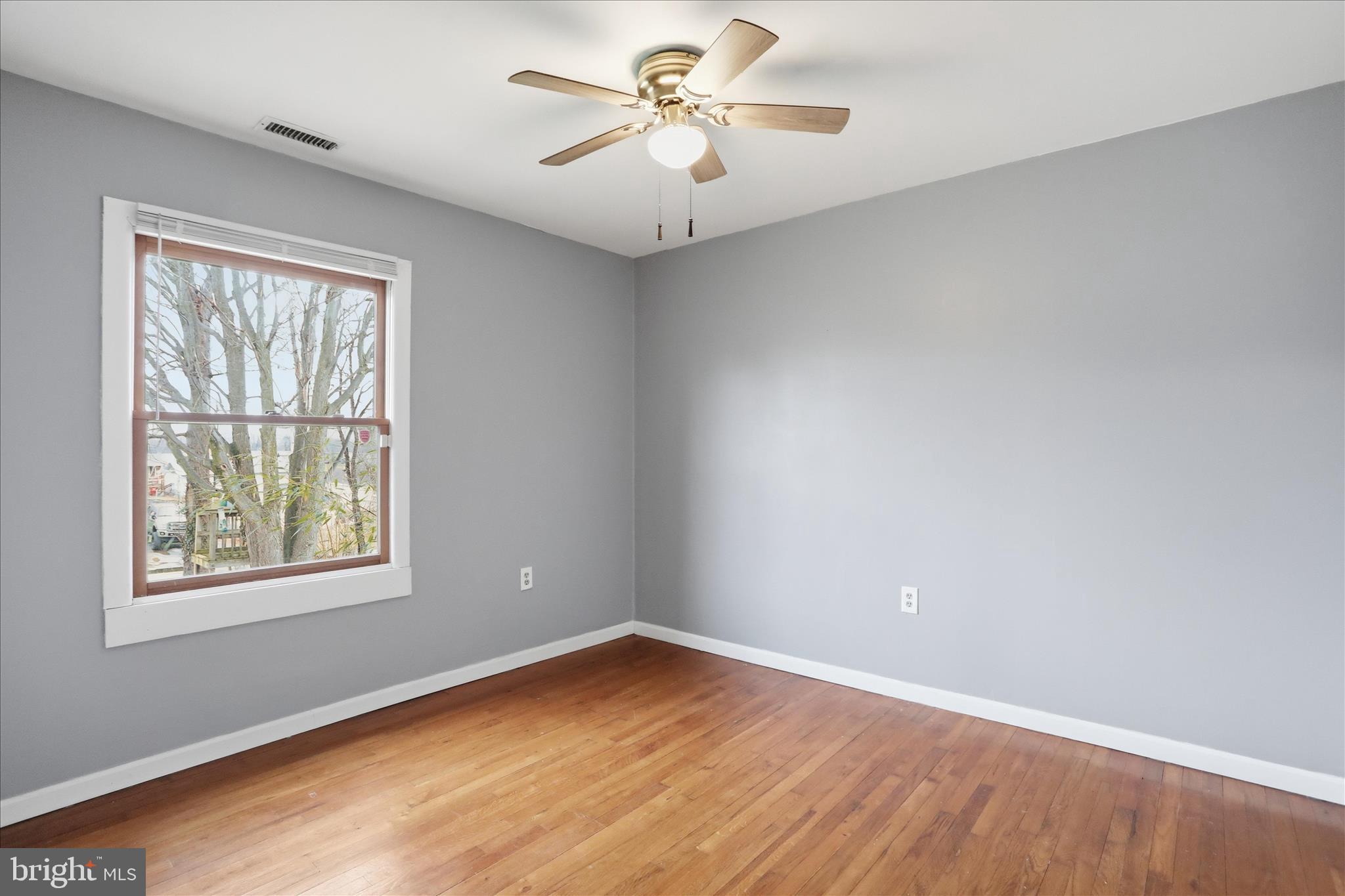 ORCHARD HILLS - Residential Lease