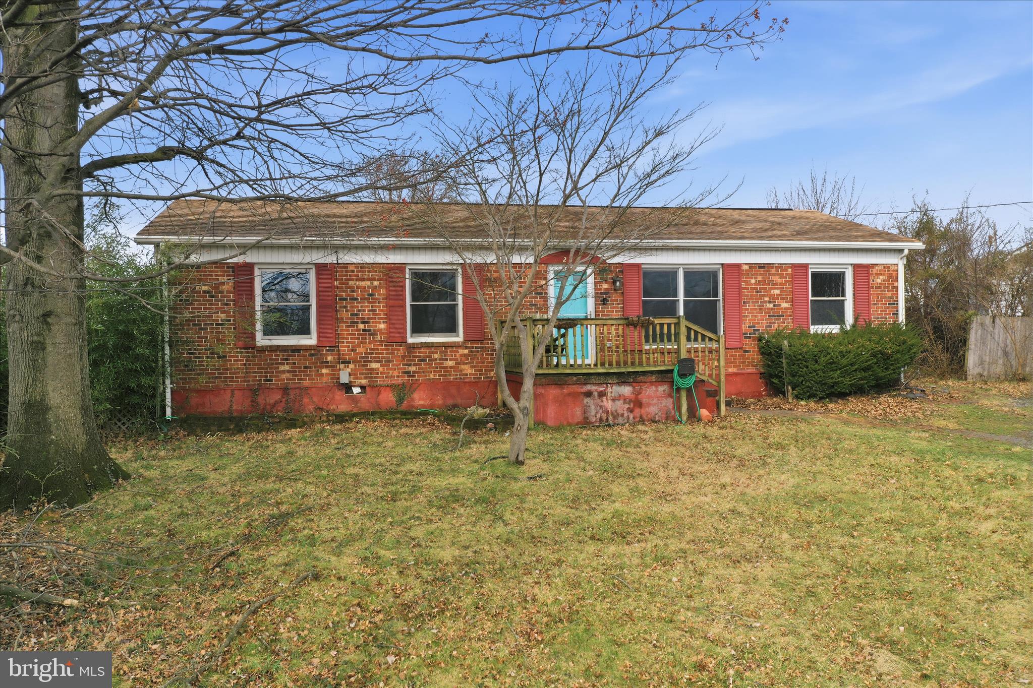 ORCHARD HILLS - Residential Lease