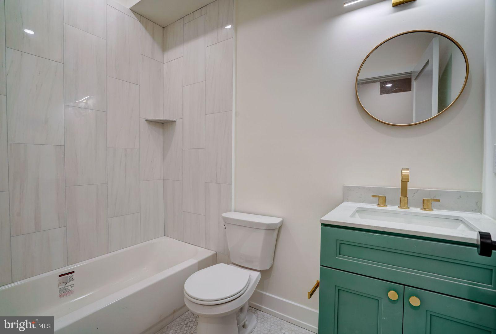 BELLA VISTA - Residential Lease