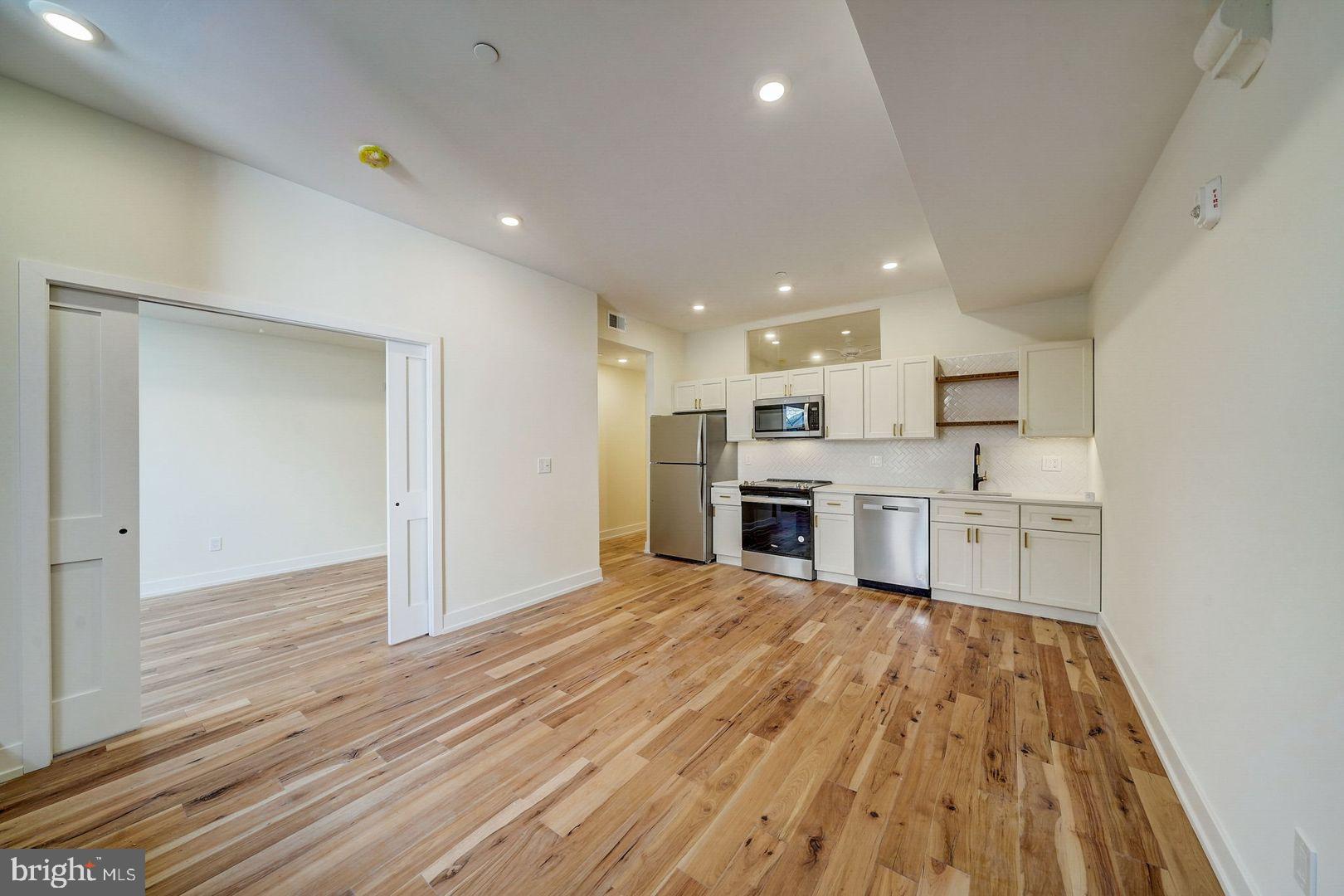 BELLA VISTA - Residential Lease