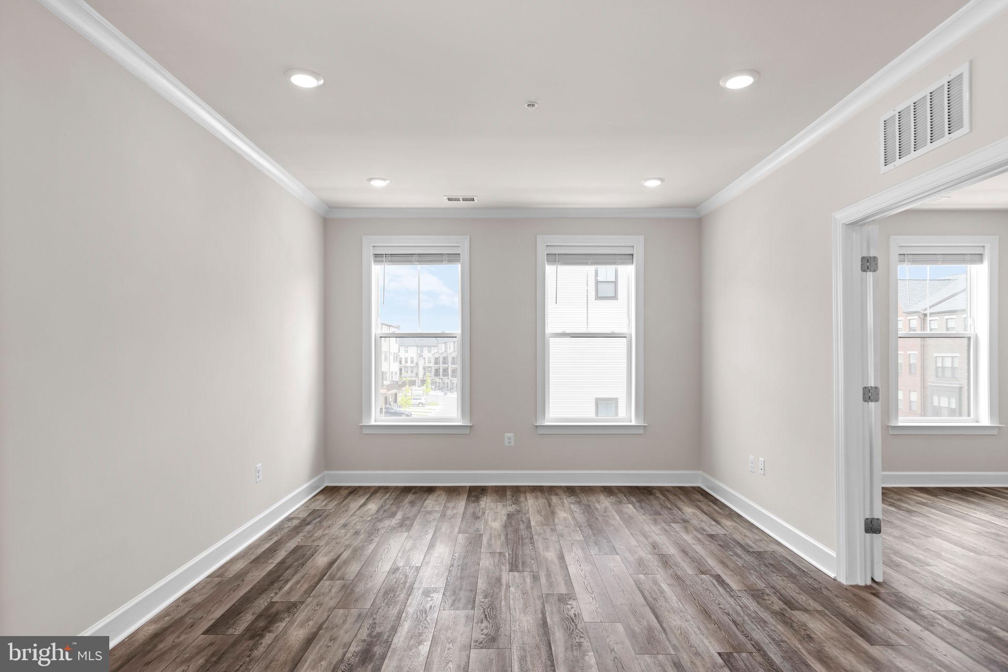 METRO WALK AT MOOREFIELD STATION - Residential