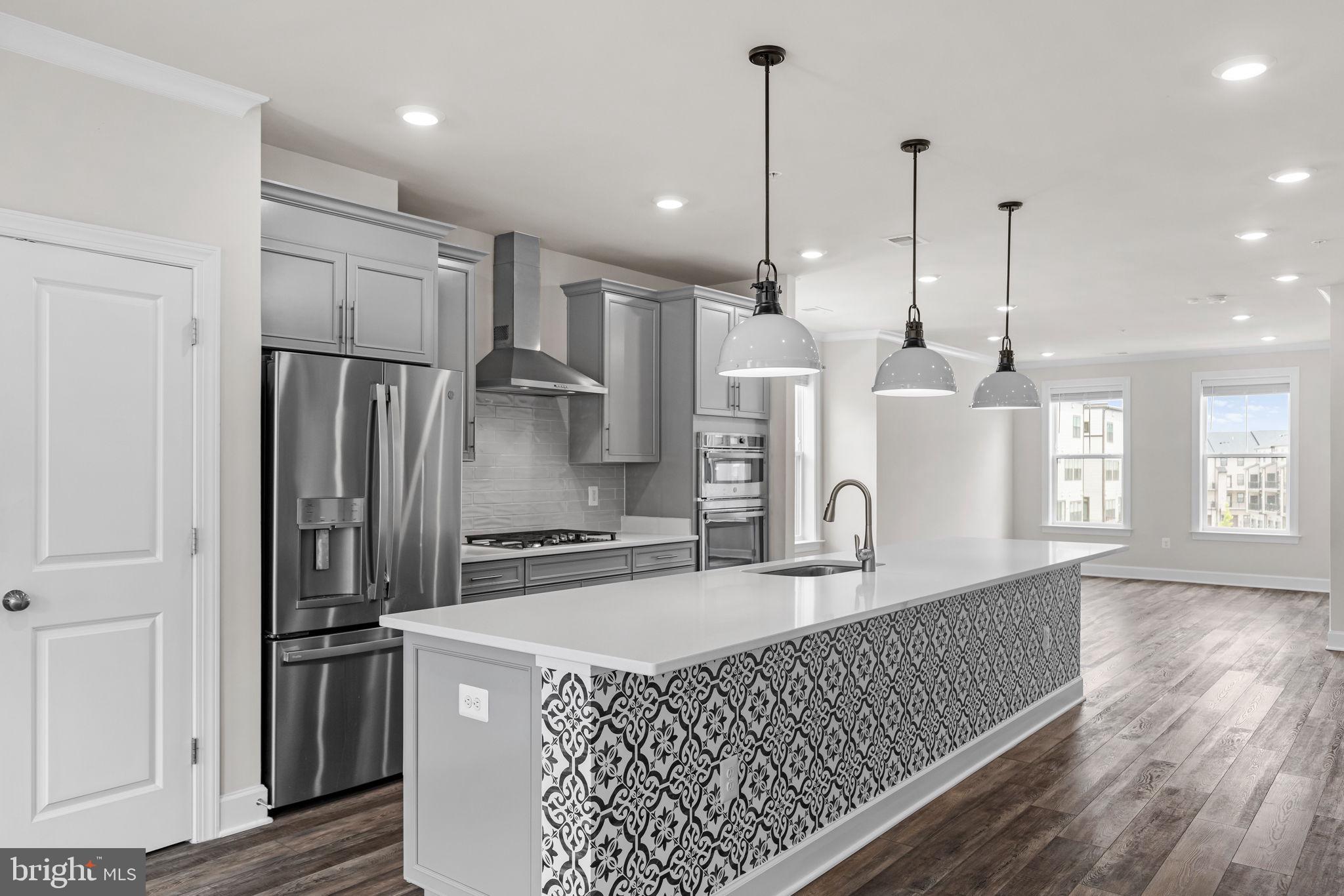 METRO WALK AT MOOREFIELD STATION - Residential