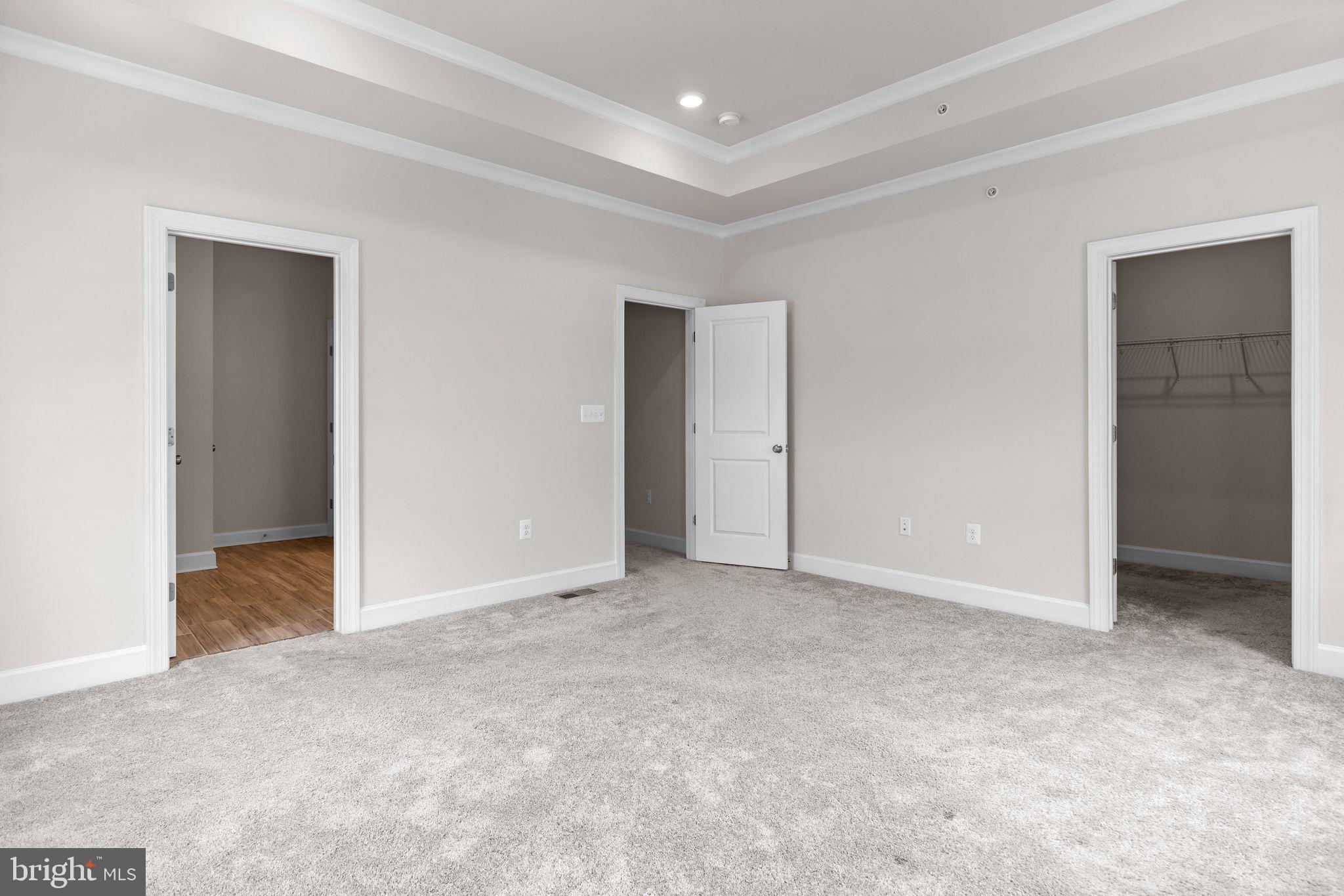 METRO WALK AT MOOREFIELD STATION - Residential