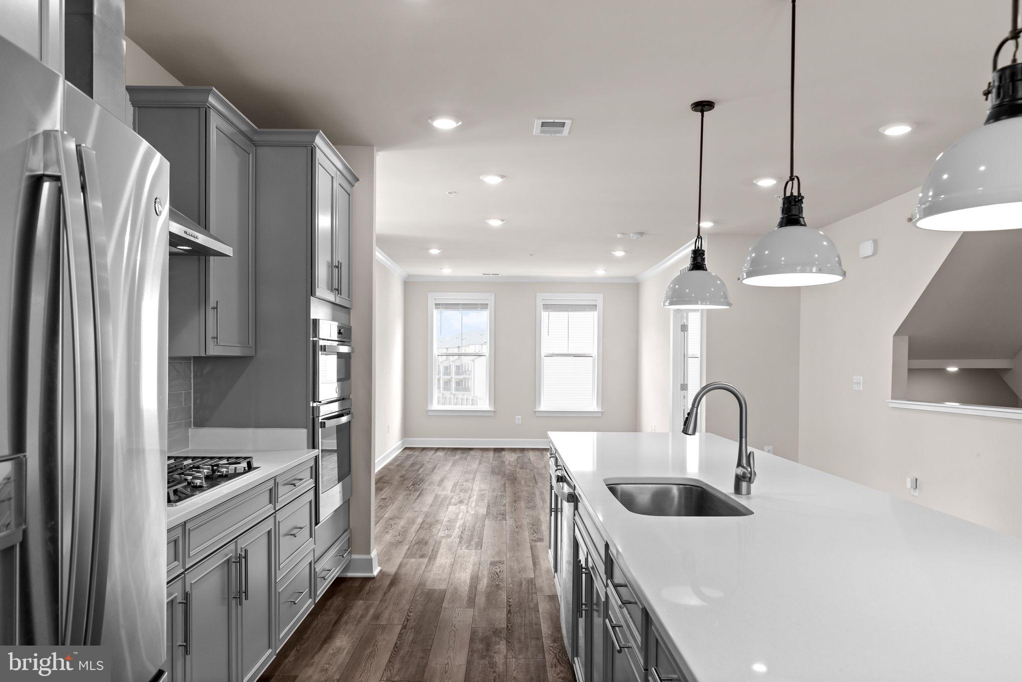 METRO WALK AT MOOREFIELD STATION - Residential