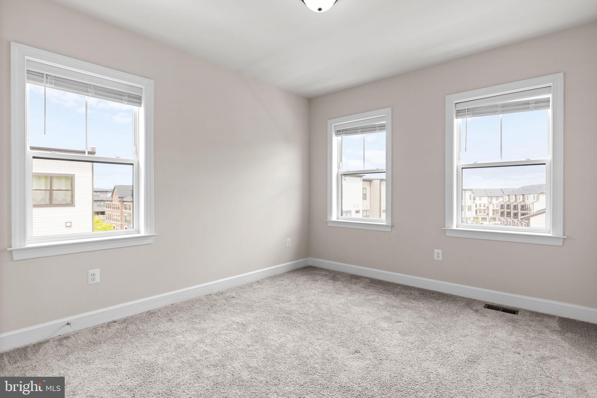 METRO WALK AT MOOREFIELD STATION - Residential