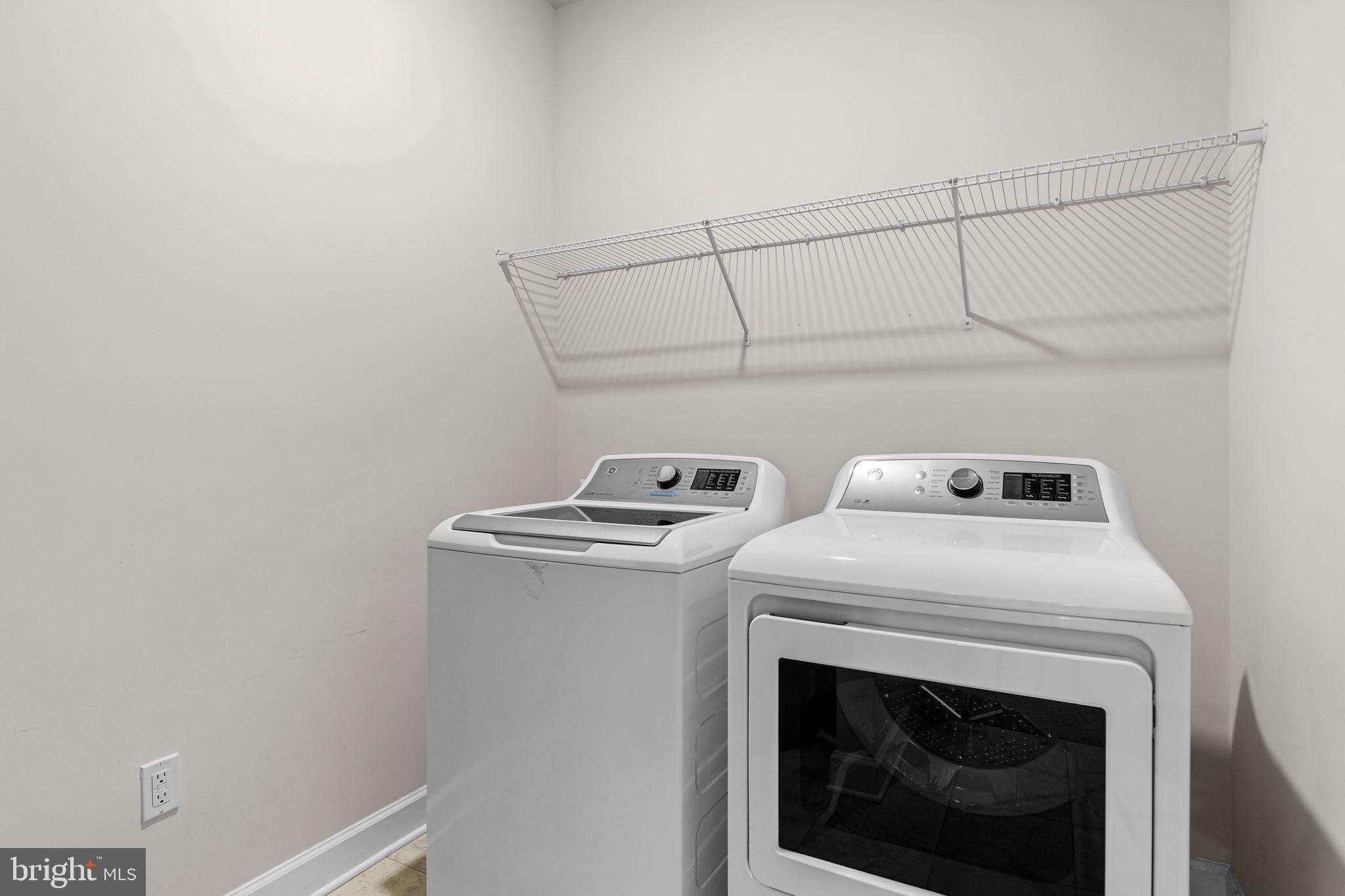 METRO WALK AT MOOREFIELD STATION - Residential