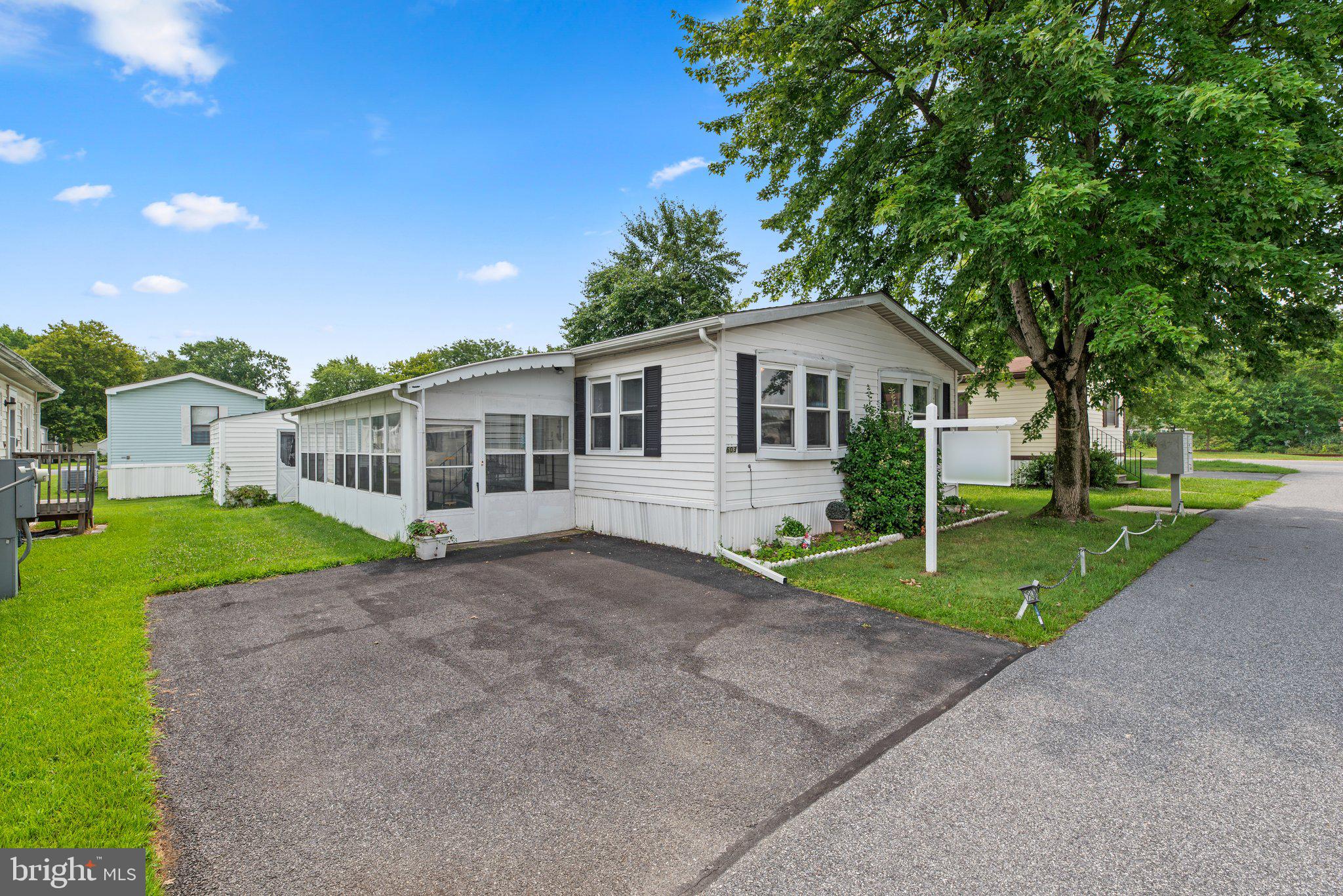 BRIARWOOD - Residential