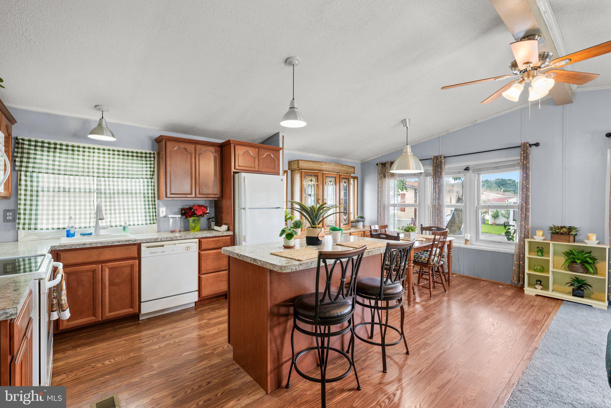 BRIARWOOD - Residential