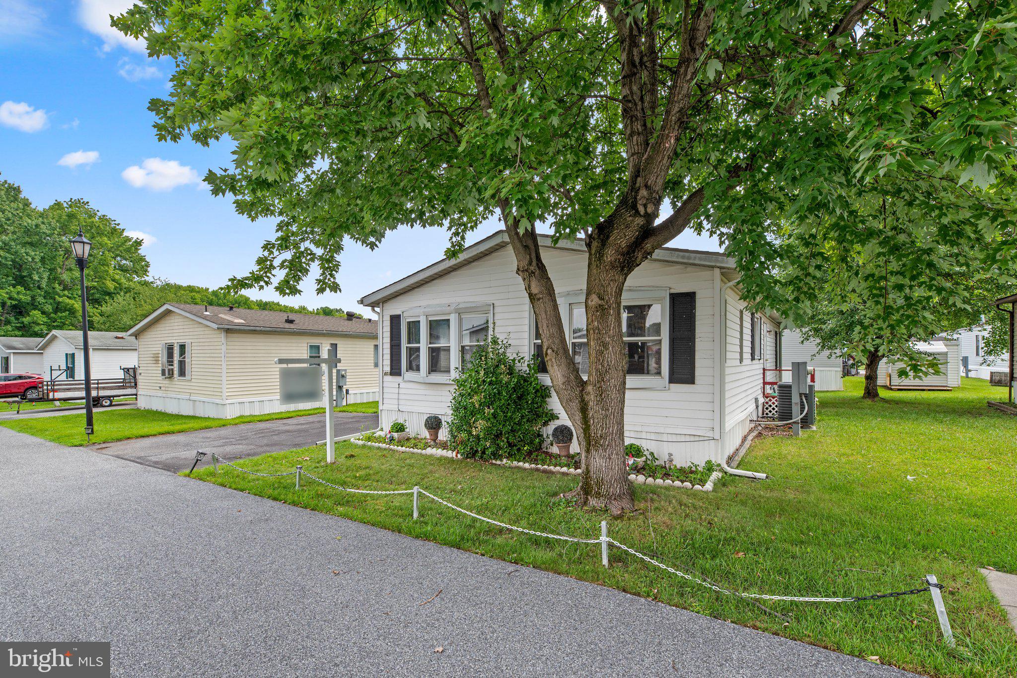 BRIARWOOD - Residential