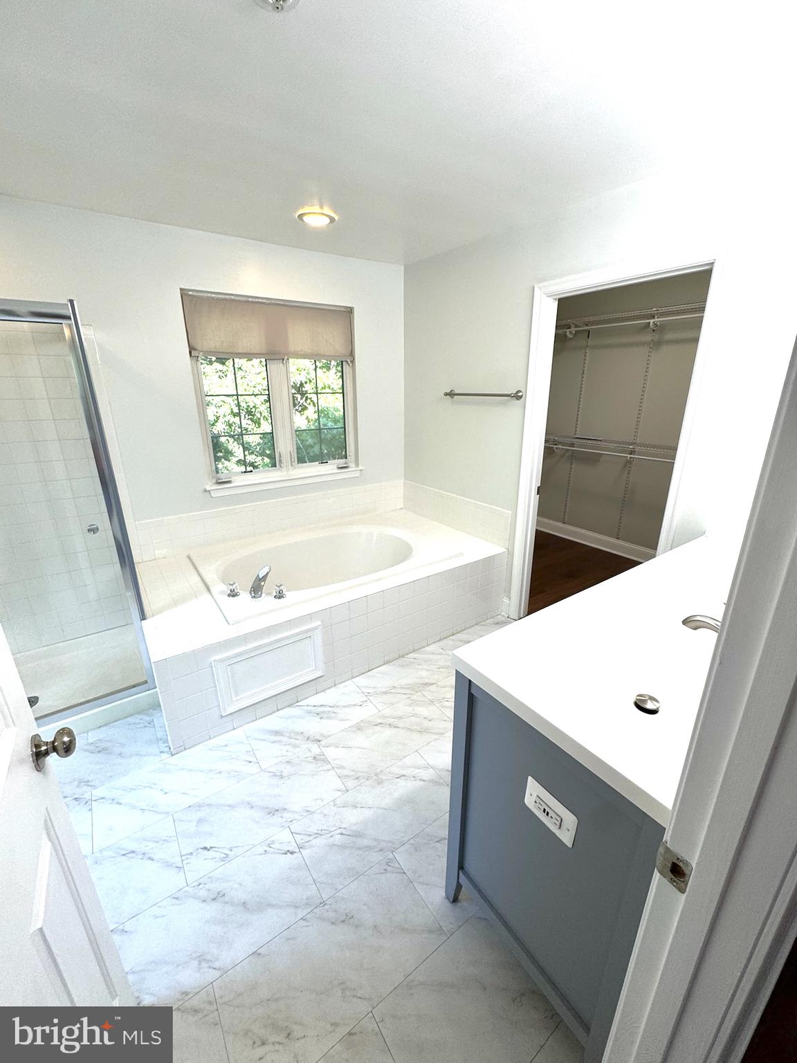 SUMMIT CREEK - Residential Lease