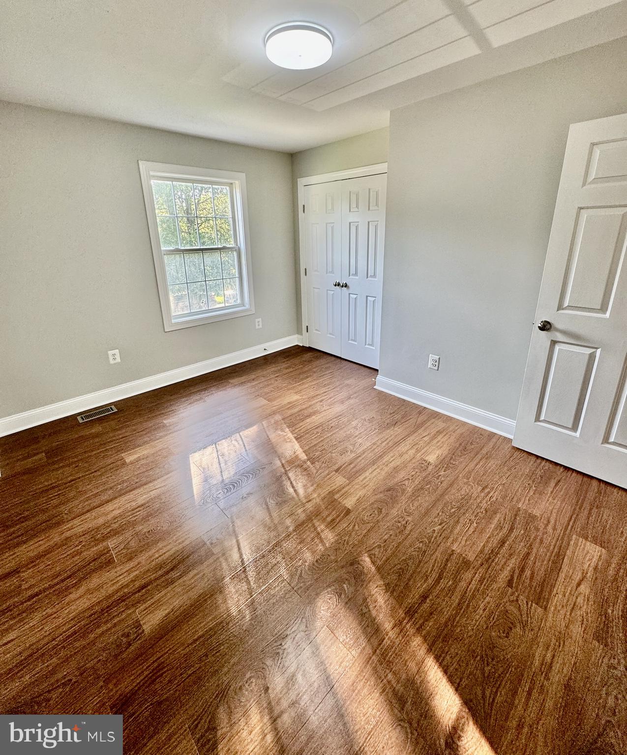 SUMMIT CREEK - Residential Lease