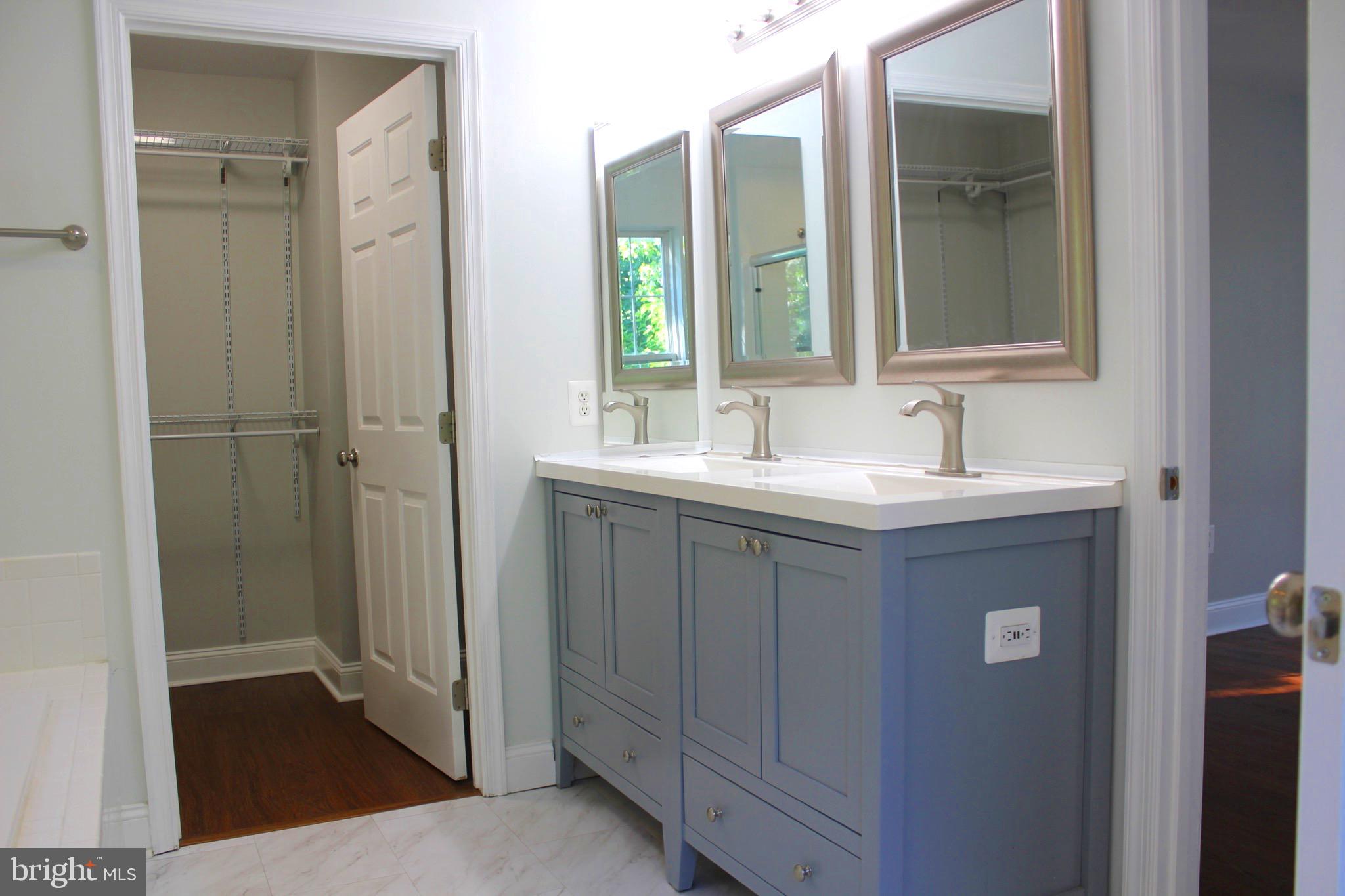 SUMMIT CREEK - Residential Lease