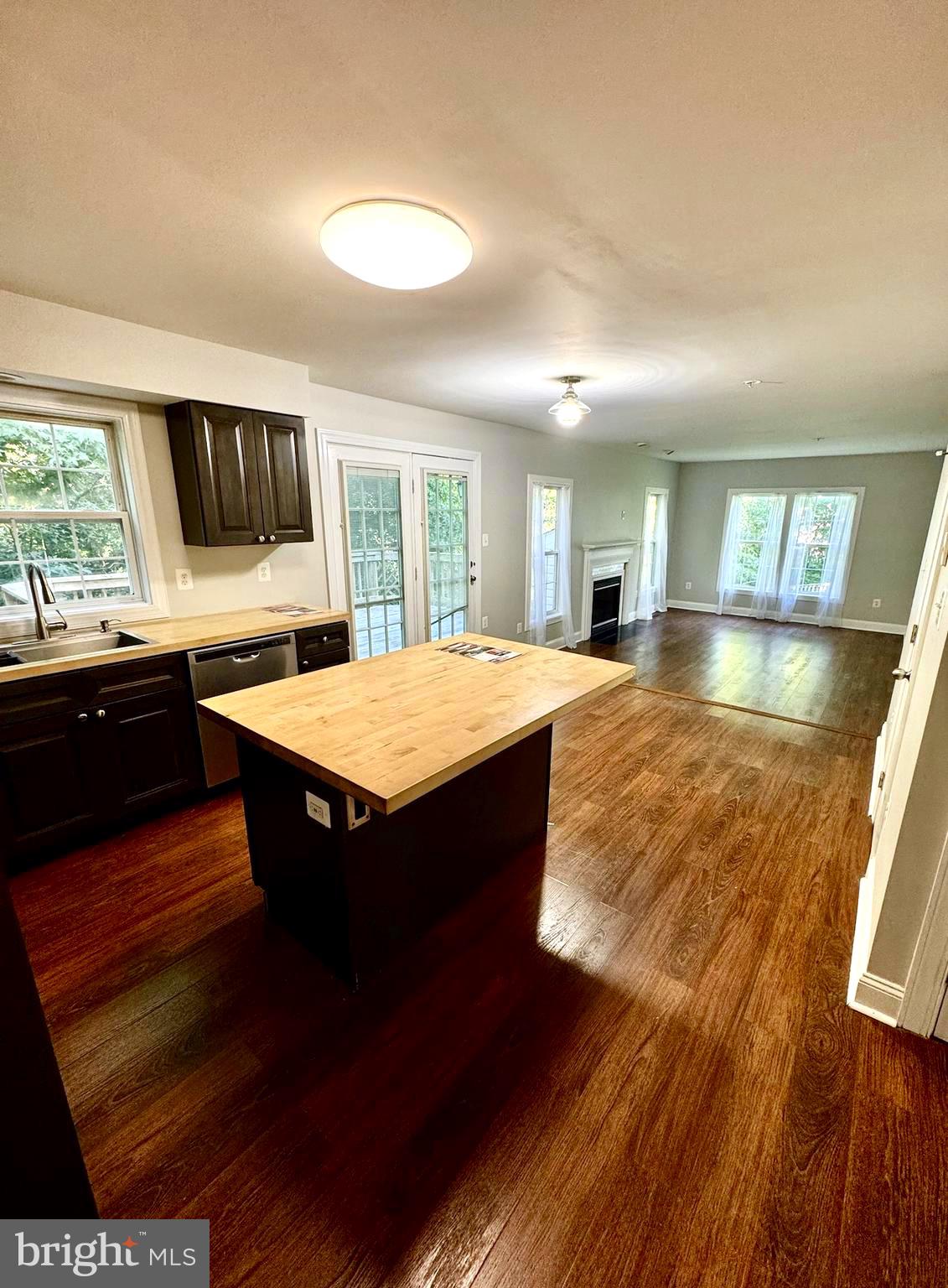 SUMMIT CREEK - Residential Lease