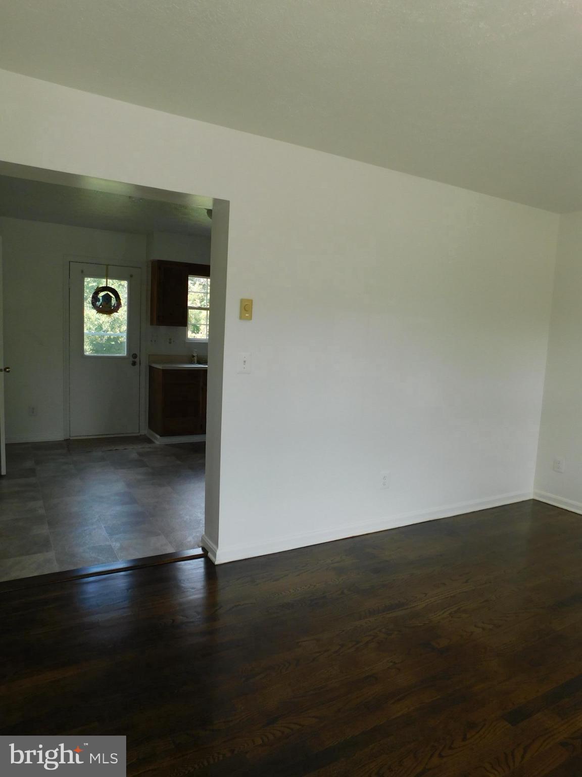 OXFORD VILLAGE - Residential Lease