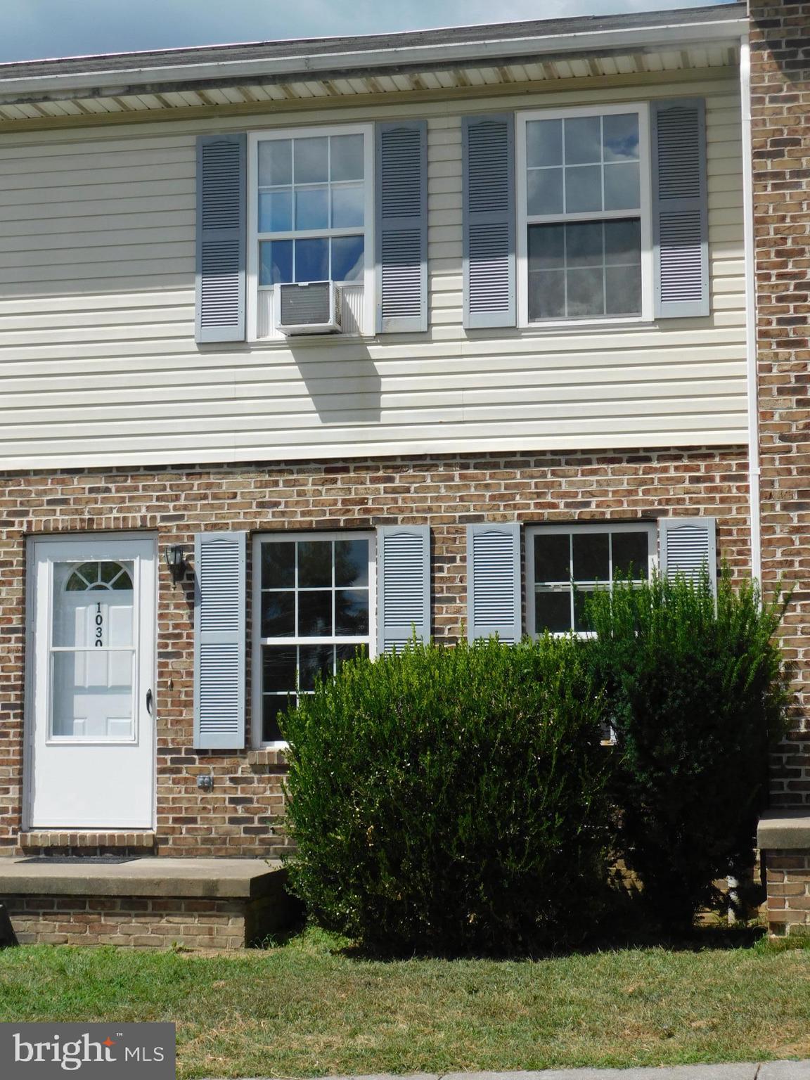 OXFORD VILLAGE - Residential Lease