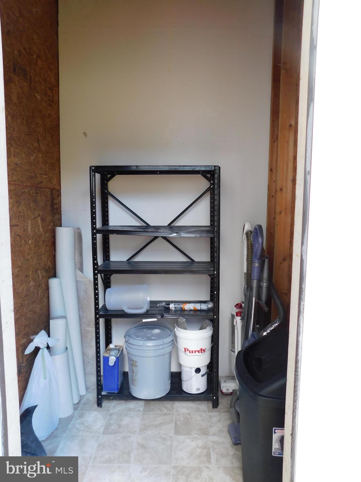 OXFORD VILLAGE - Residential Lease