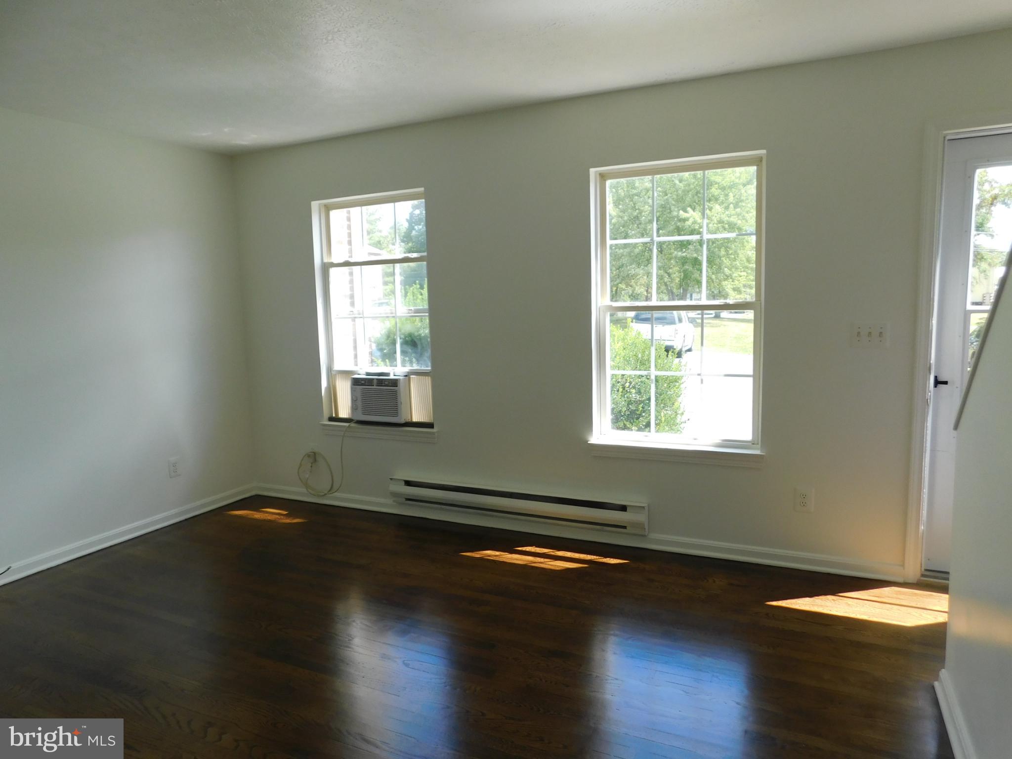 OXFORD VILLAGE - Residential Lease