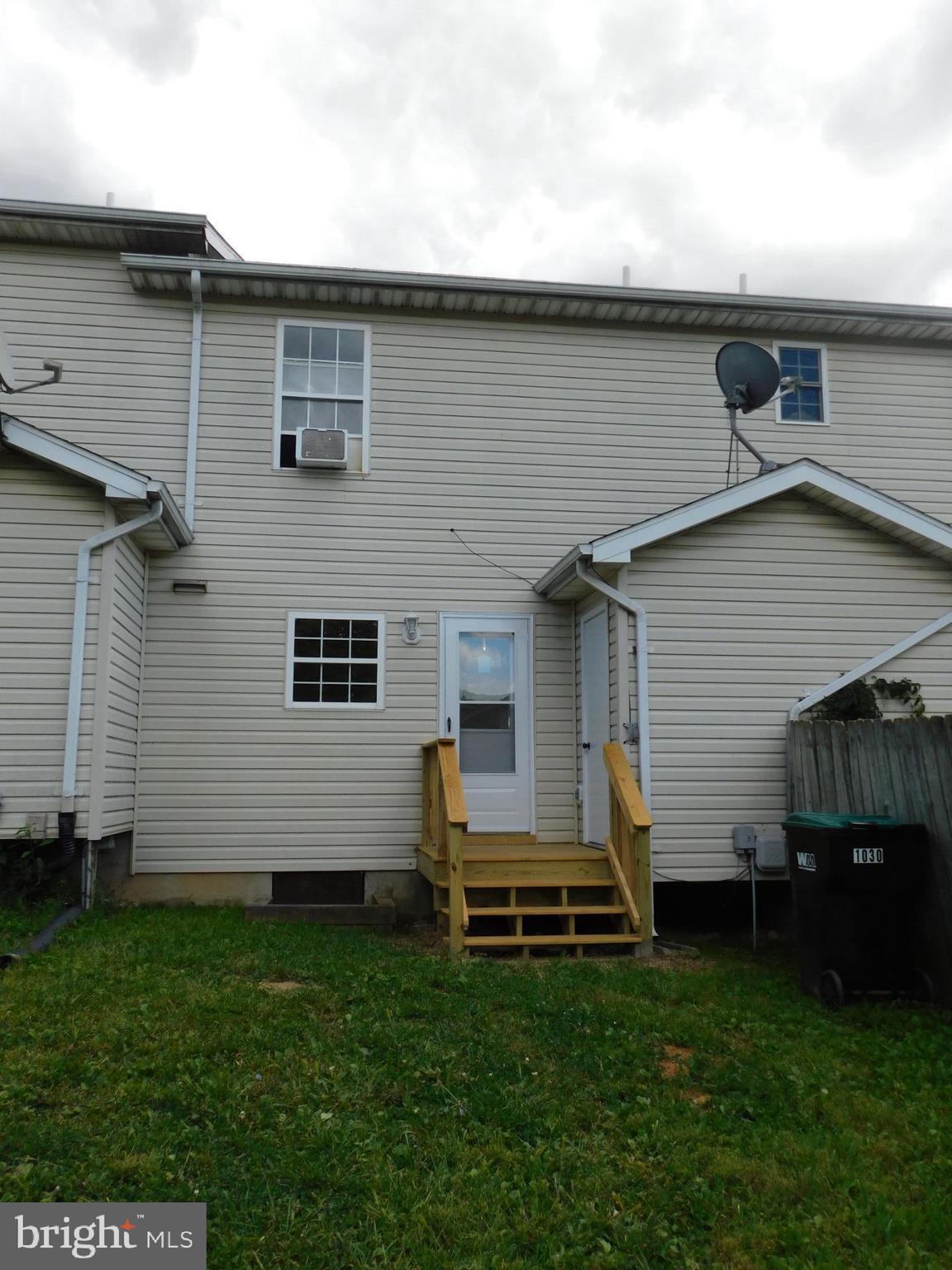 OXFORD VILLAGE - Residential Lease