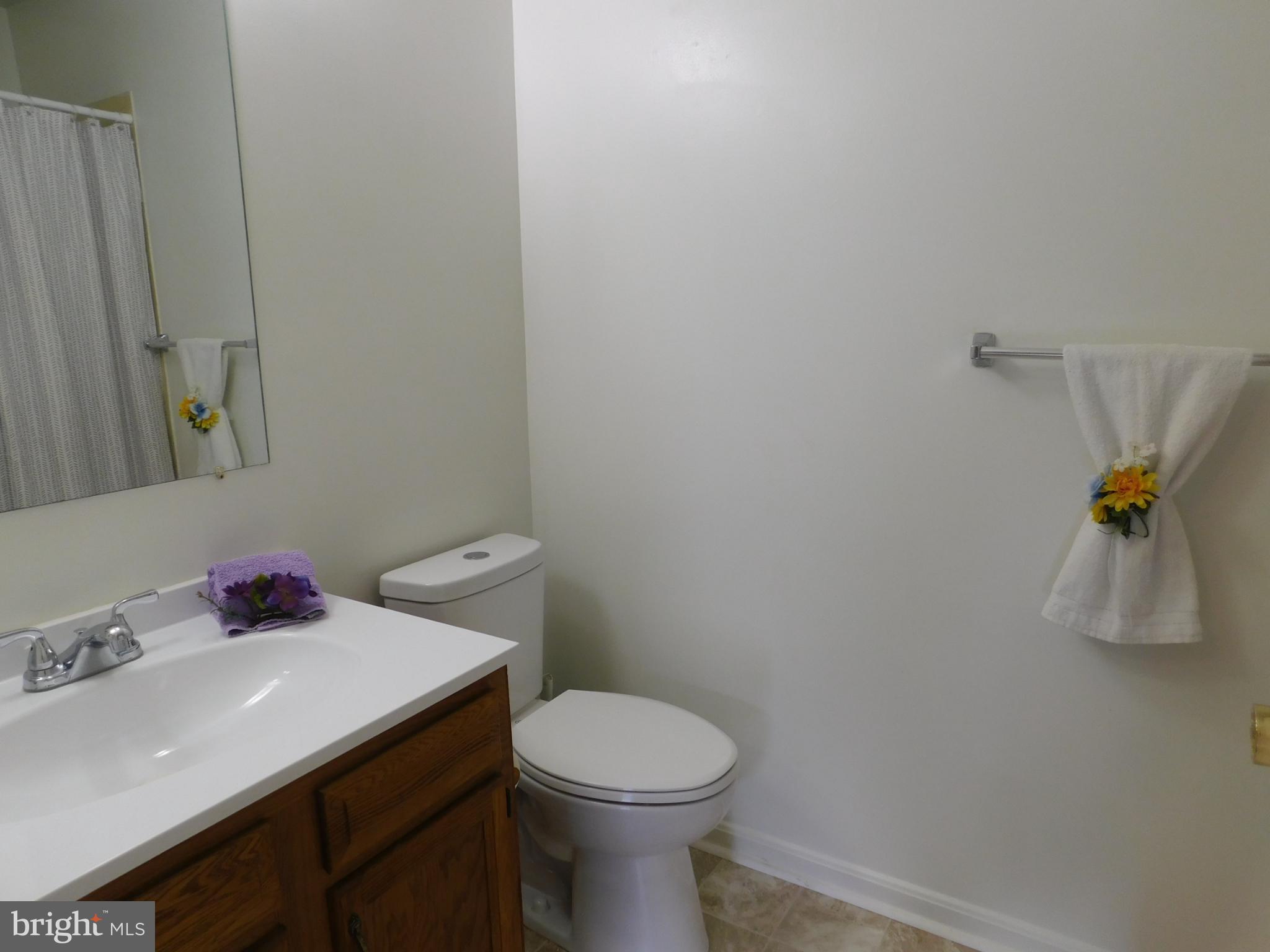 OXFORD VILLAGE - Residential Lease