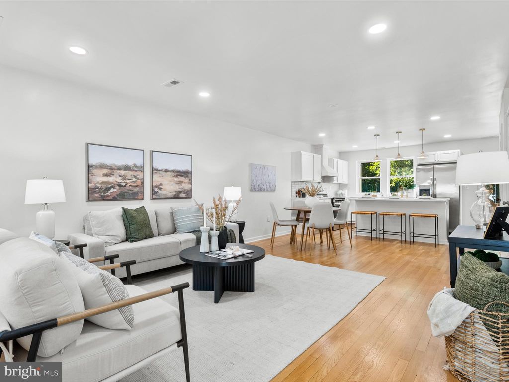 Photo of 30 Farragut Place NW, WASHINGTON, DC 20011 (MLS # DCDC2225868)