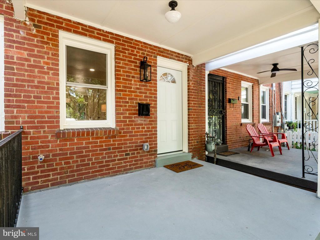 Photo of 30 Farragut Place NW, WASHINGTON, DC 20011 (MLS # DCDC2225868)