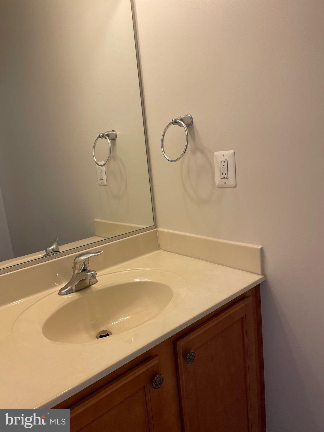 RESERVOIR RIDGE - Residential Lease