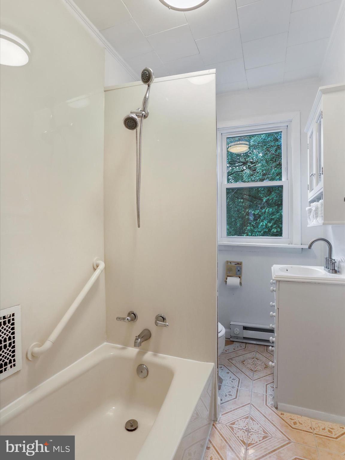 HAGERSTOWN - Residential