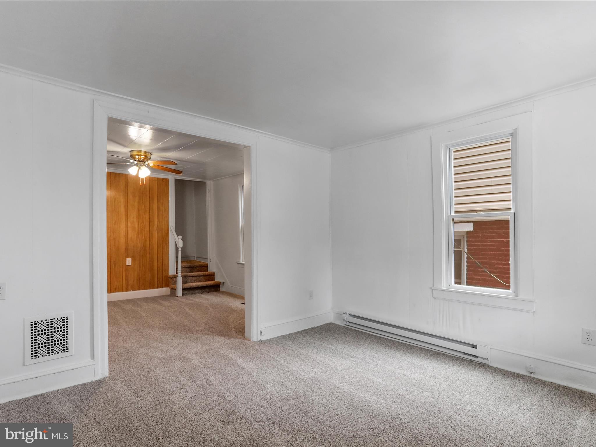 HAGERSTOWN - Residential