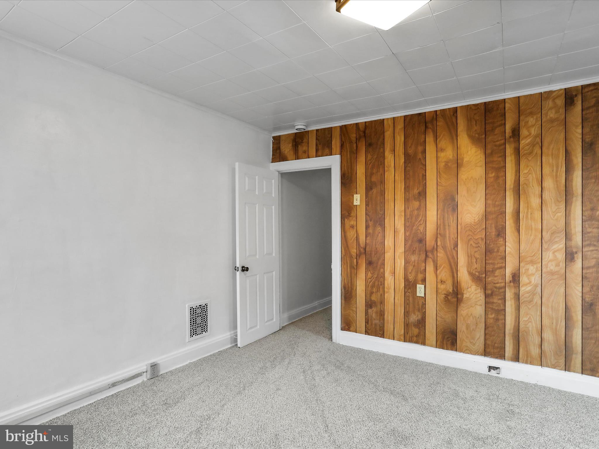 HAGERSTOWN - Residential