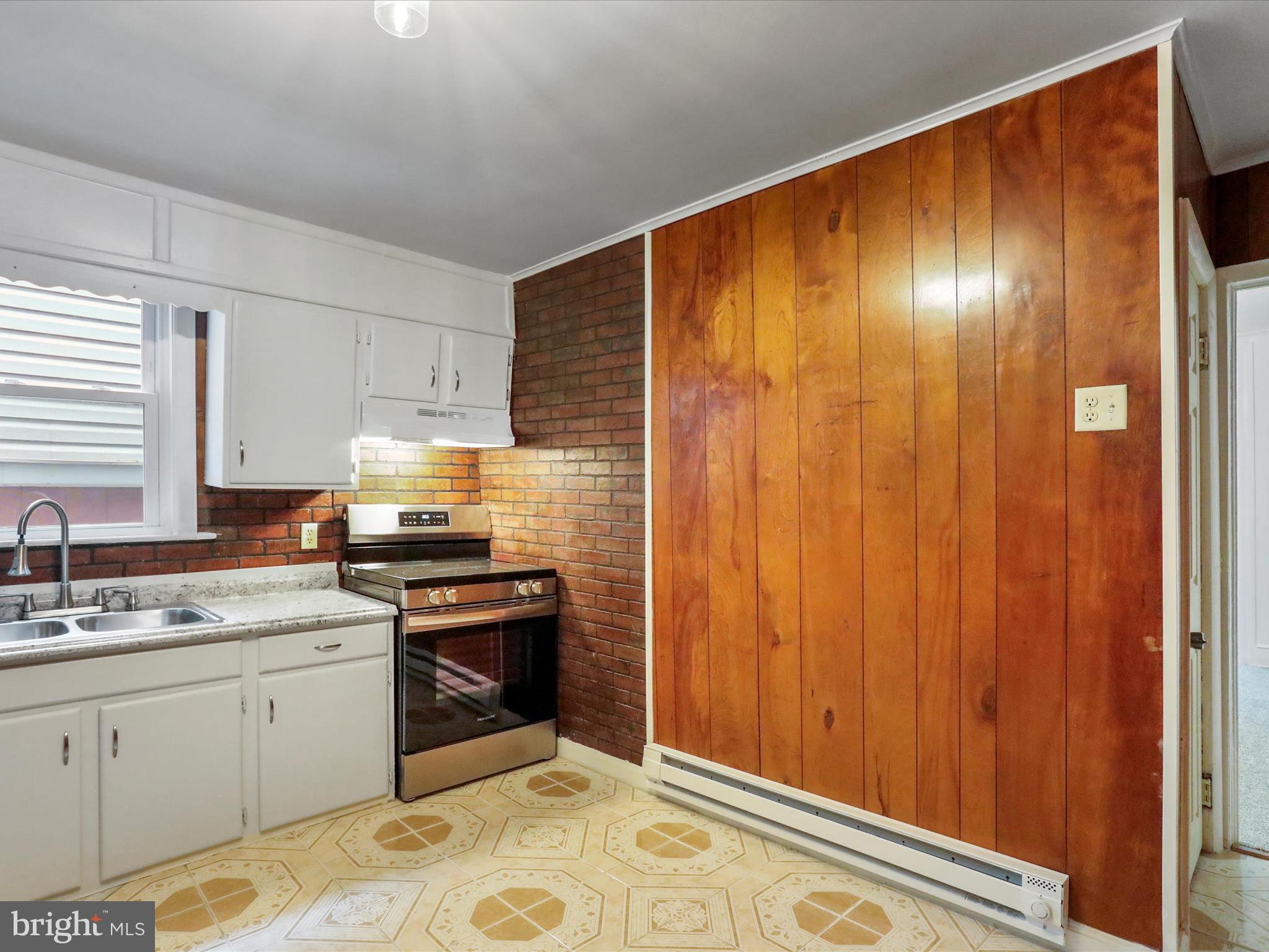 HAGERSTOWN - Residential