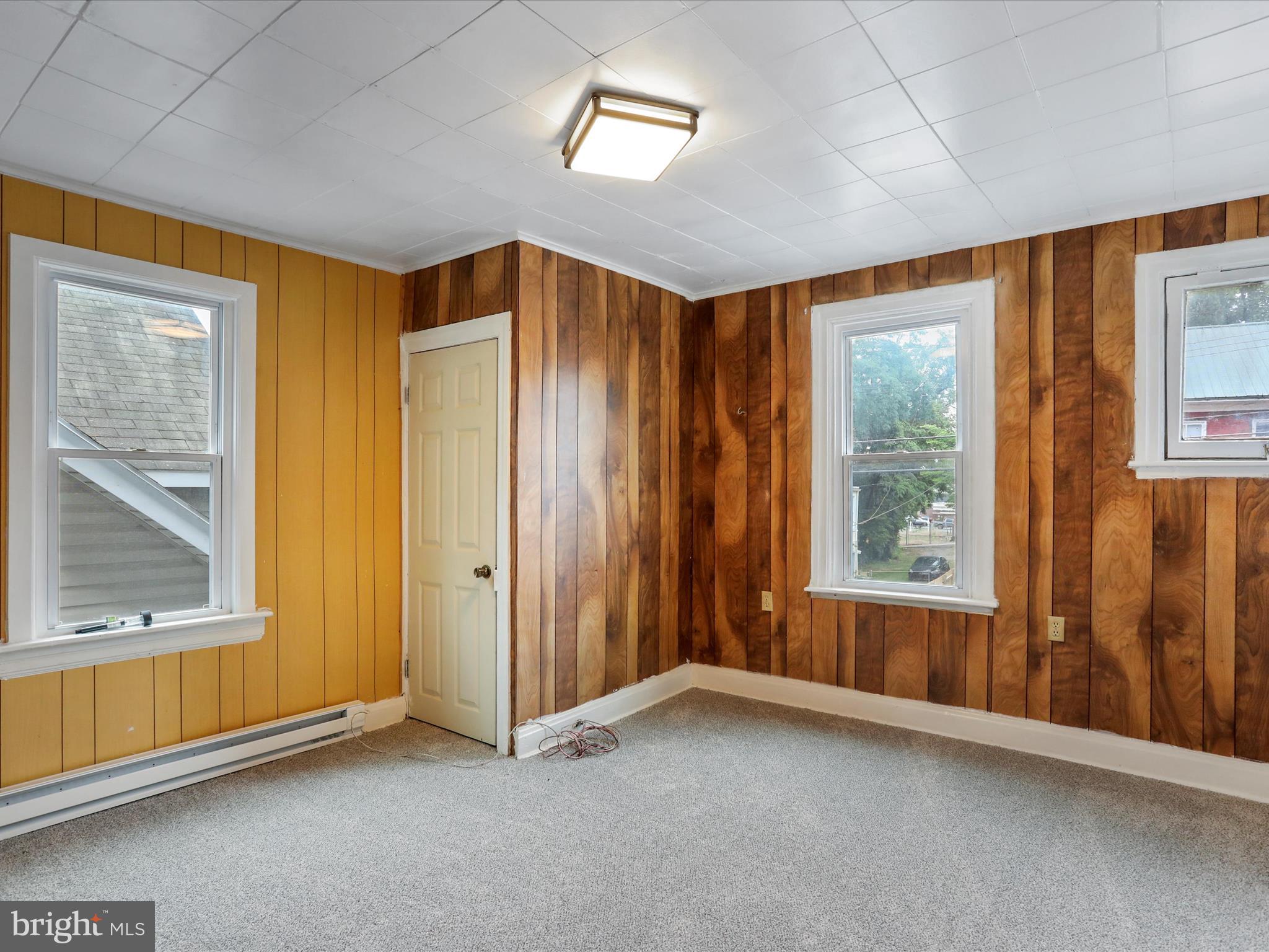 HAGERSTOWN - Residential