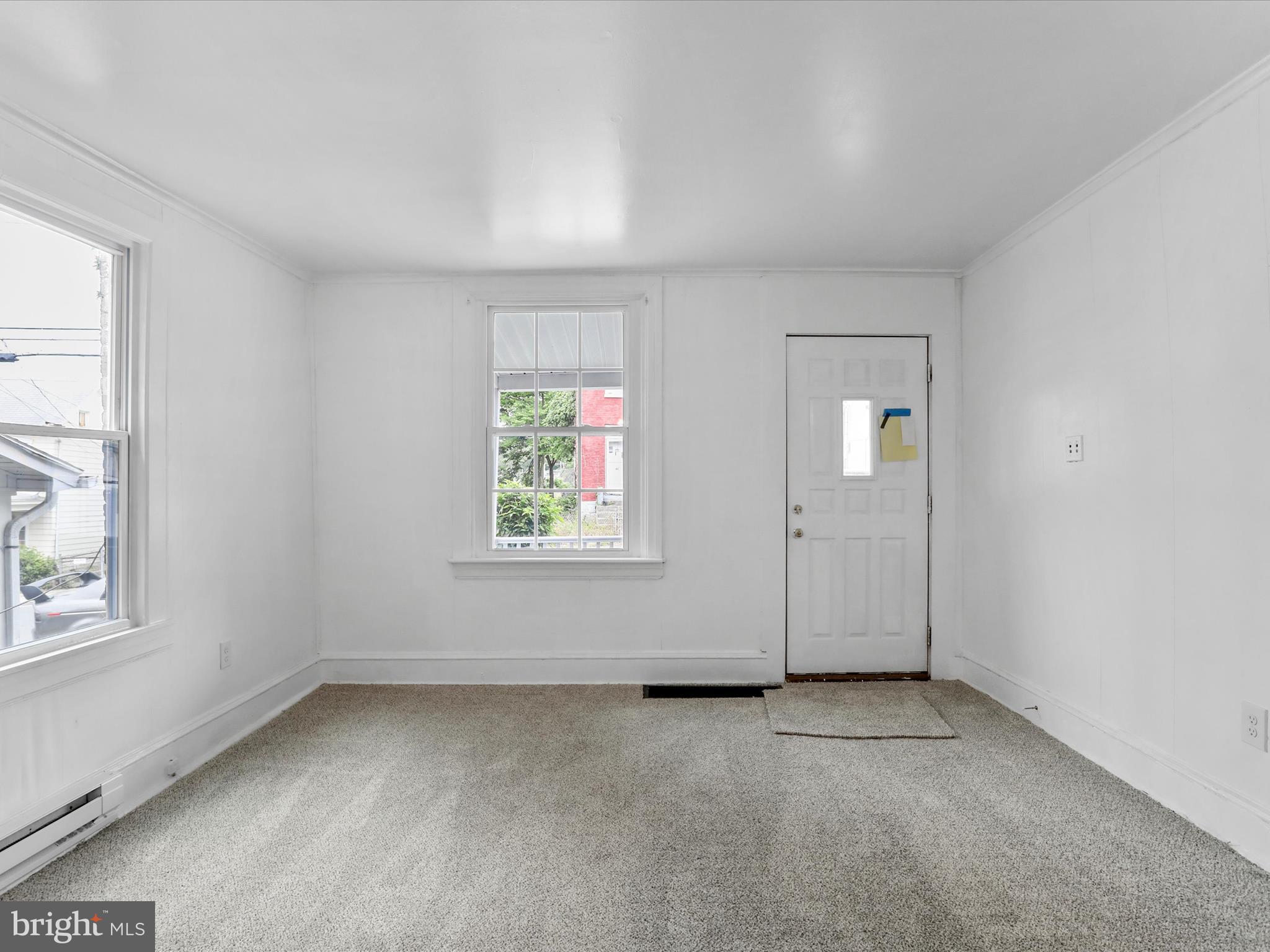 HAGERSTOWN - Residential