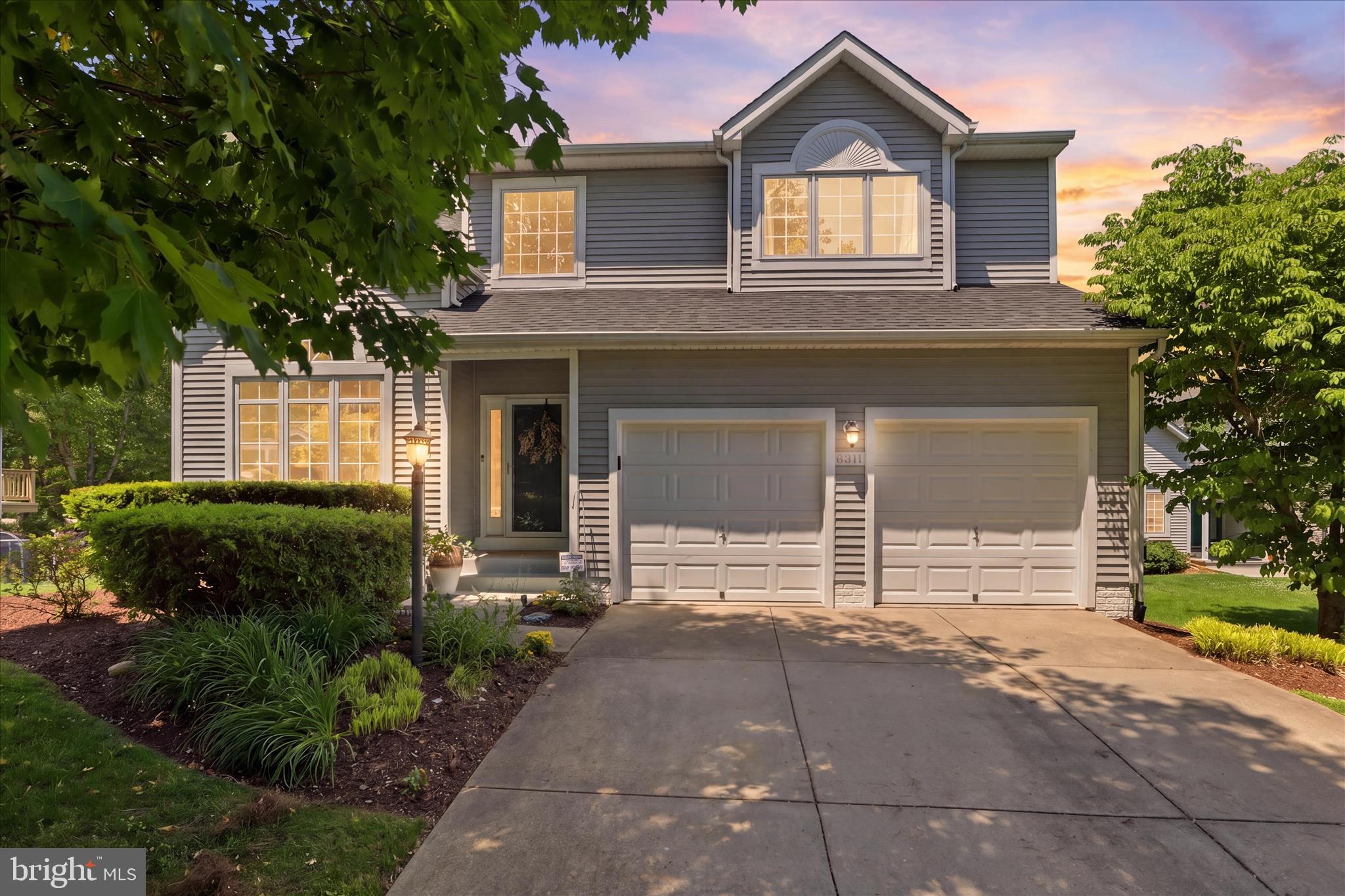 VILLAGE OF RIVER HILL - Residential