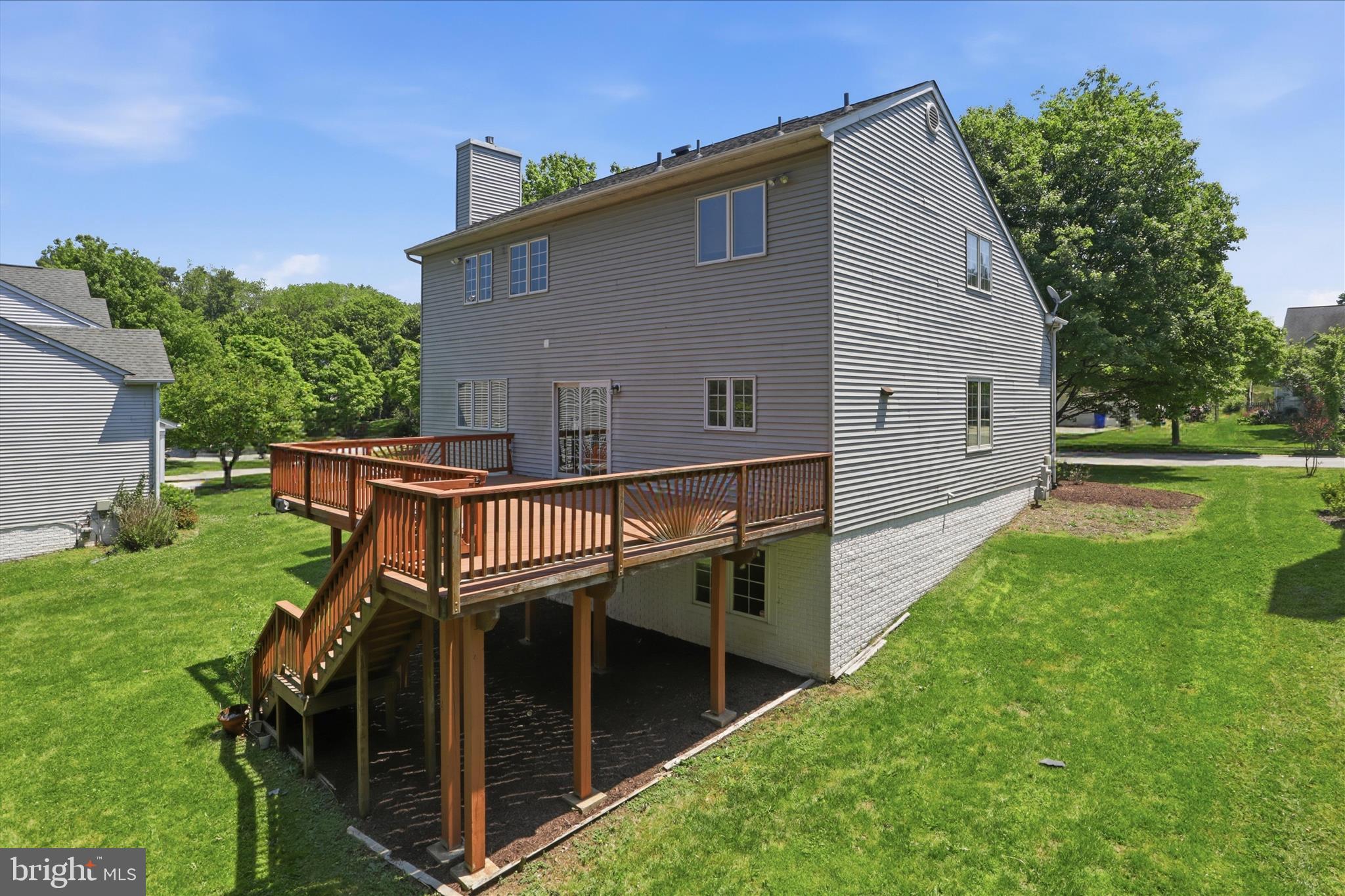 VILLAGE OF RIVER HILL - Residential