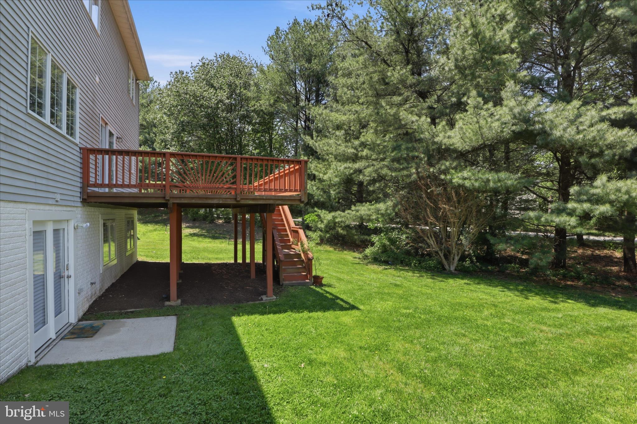 VILLAGE OF RIVER HILL - Residential