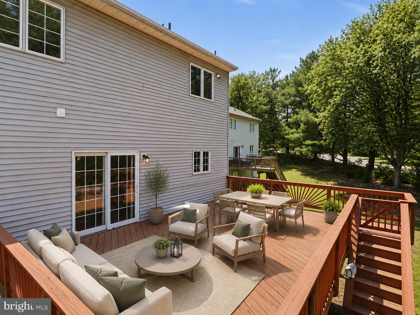 VILLAGE OF RIVER HILL - Residential