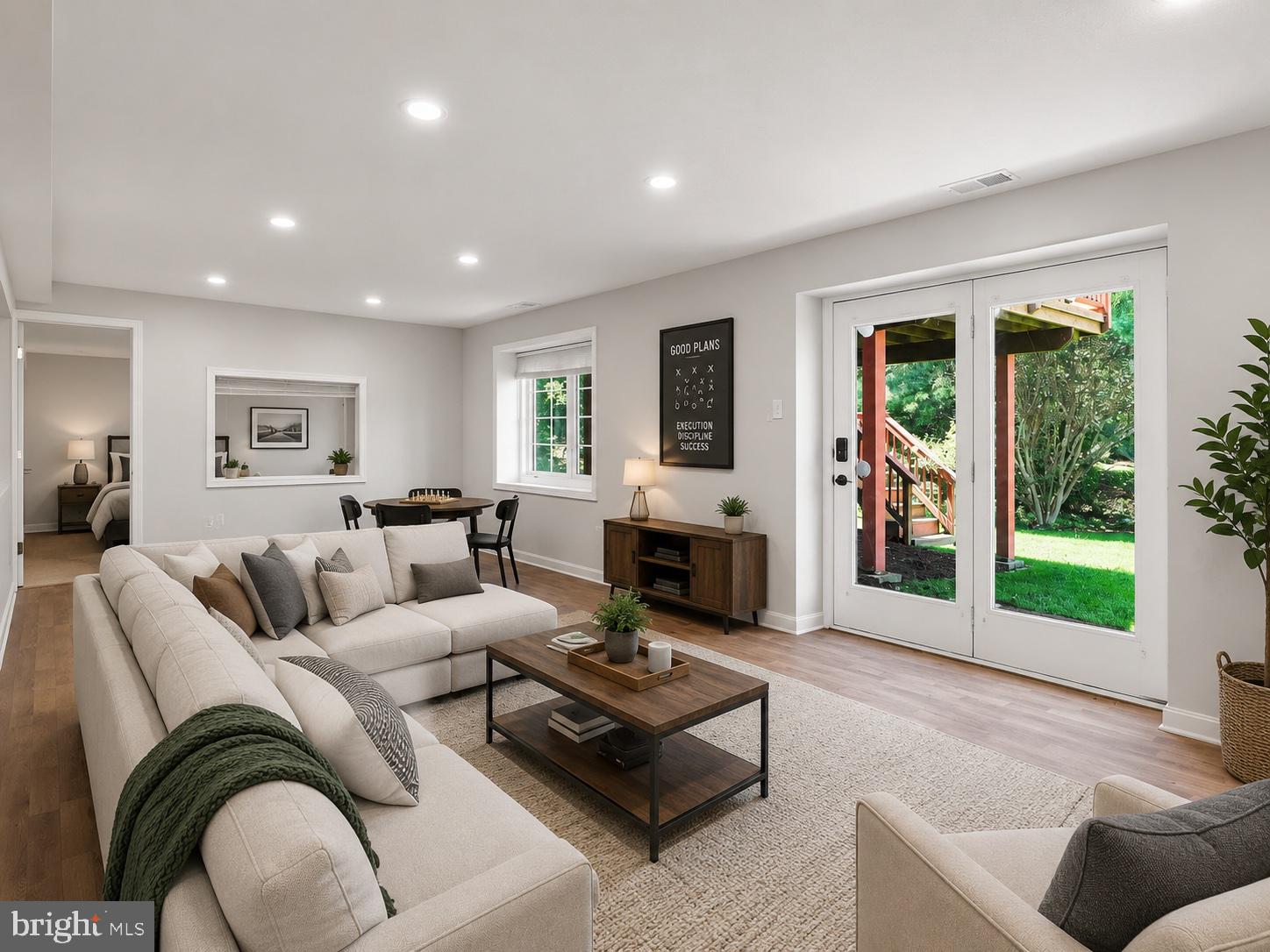 VILLAGE OF RIVER HILL - Residential