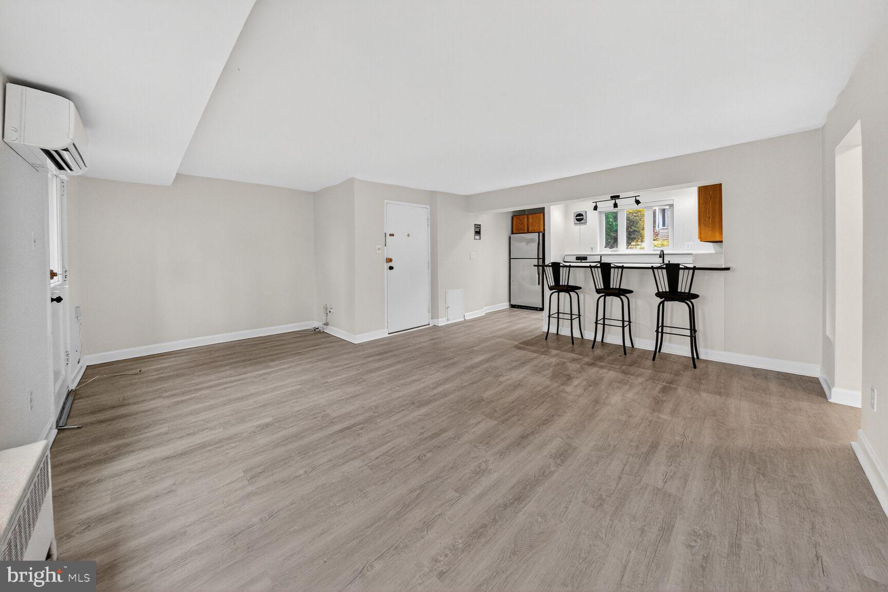 PARKSIDE CONDOMINIUMS - Residential